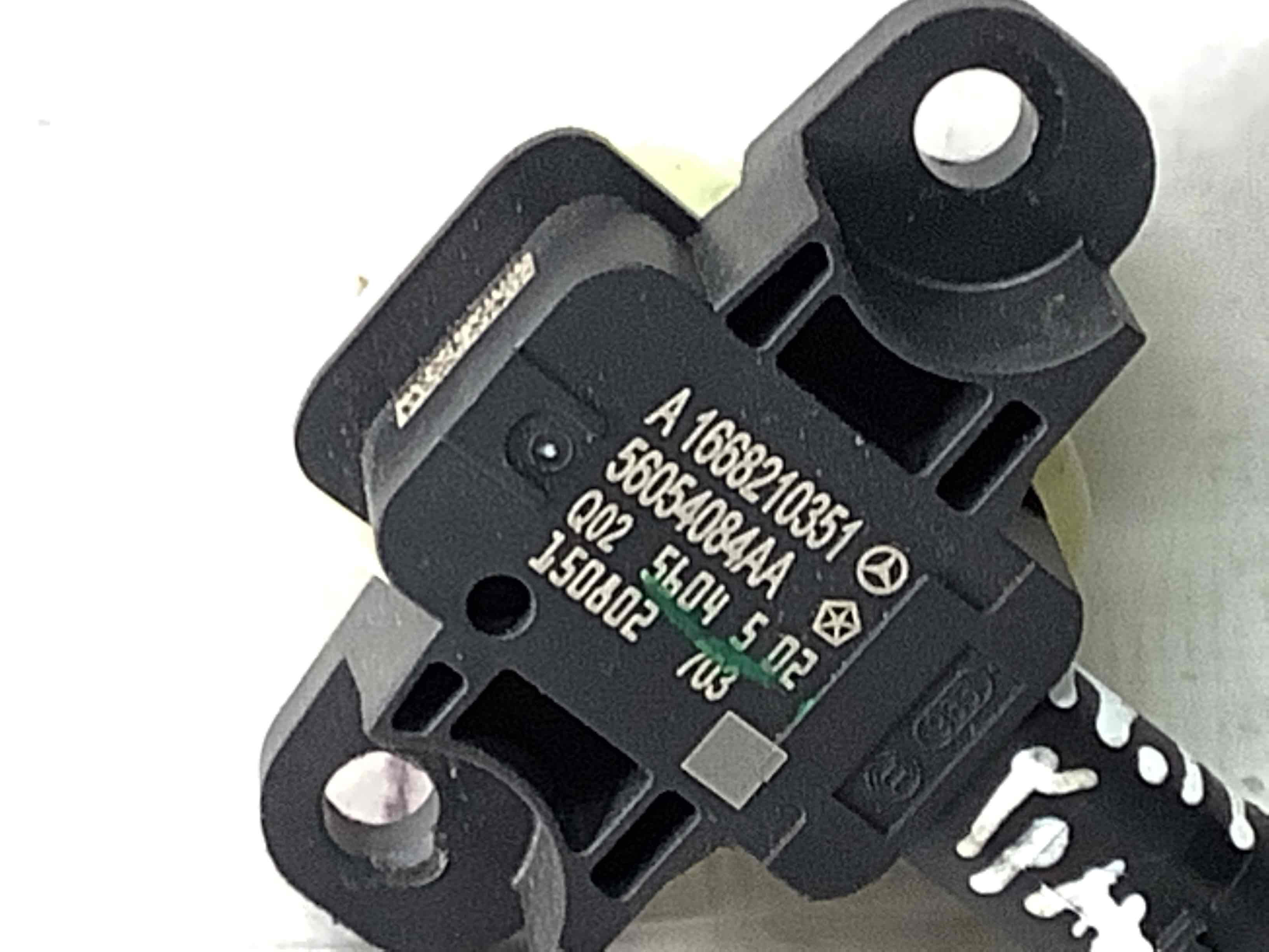 Датчик удару Airbag бічний