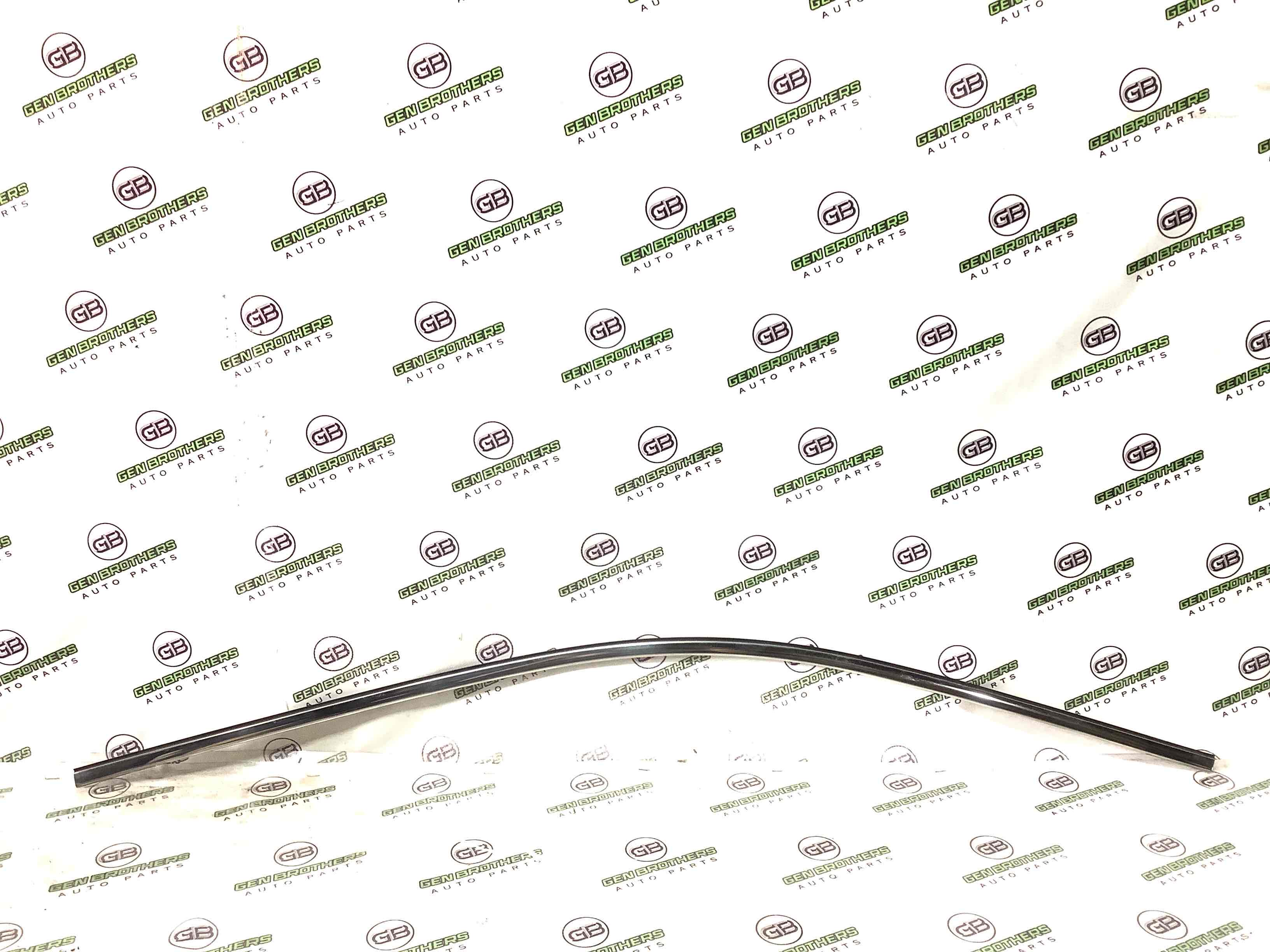 Молдинг двері передньої лівої