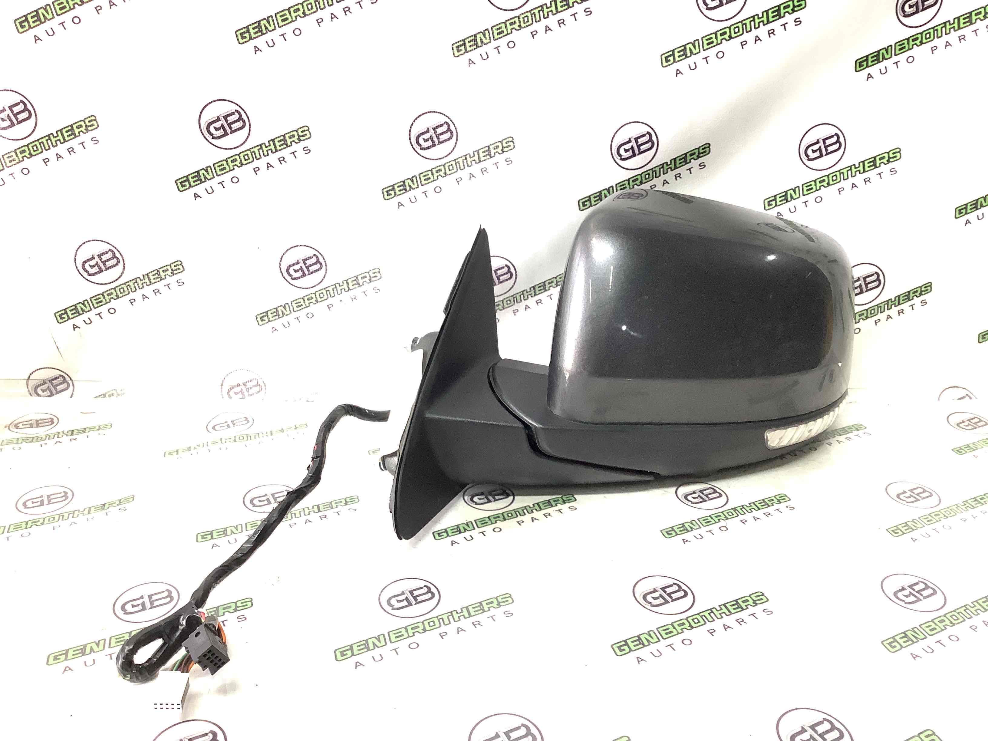 Дзеркало зовнішнє ліве