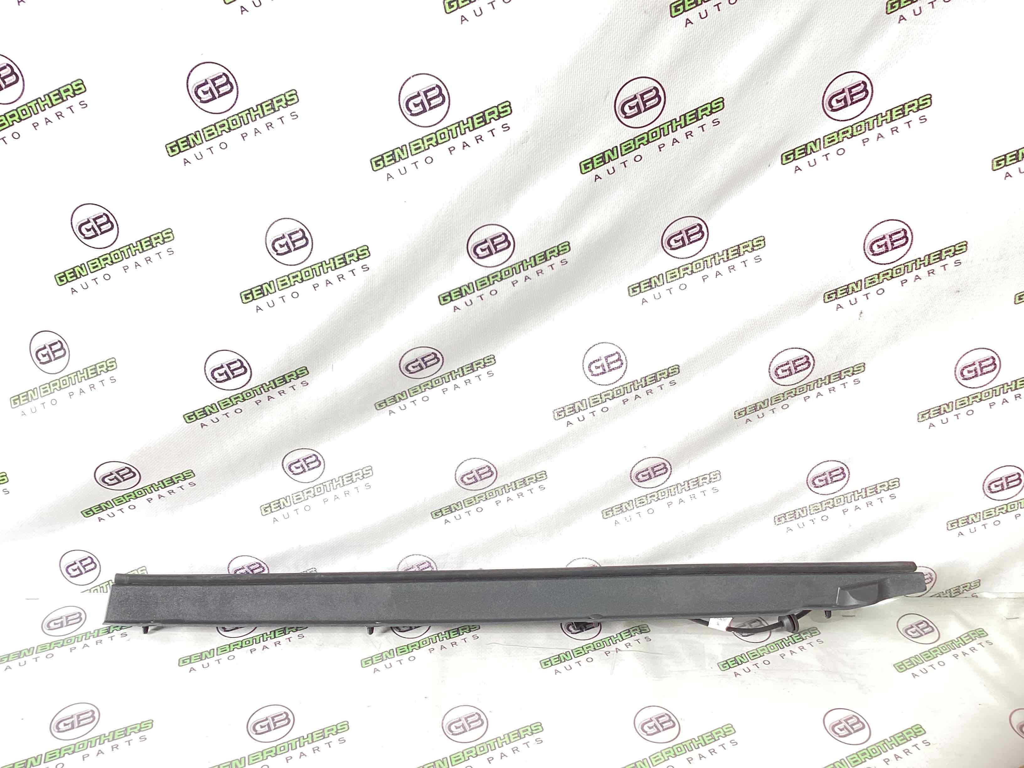 Датчик відкриття кришки багажника