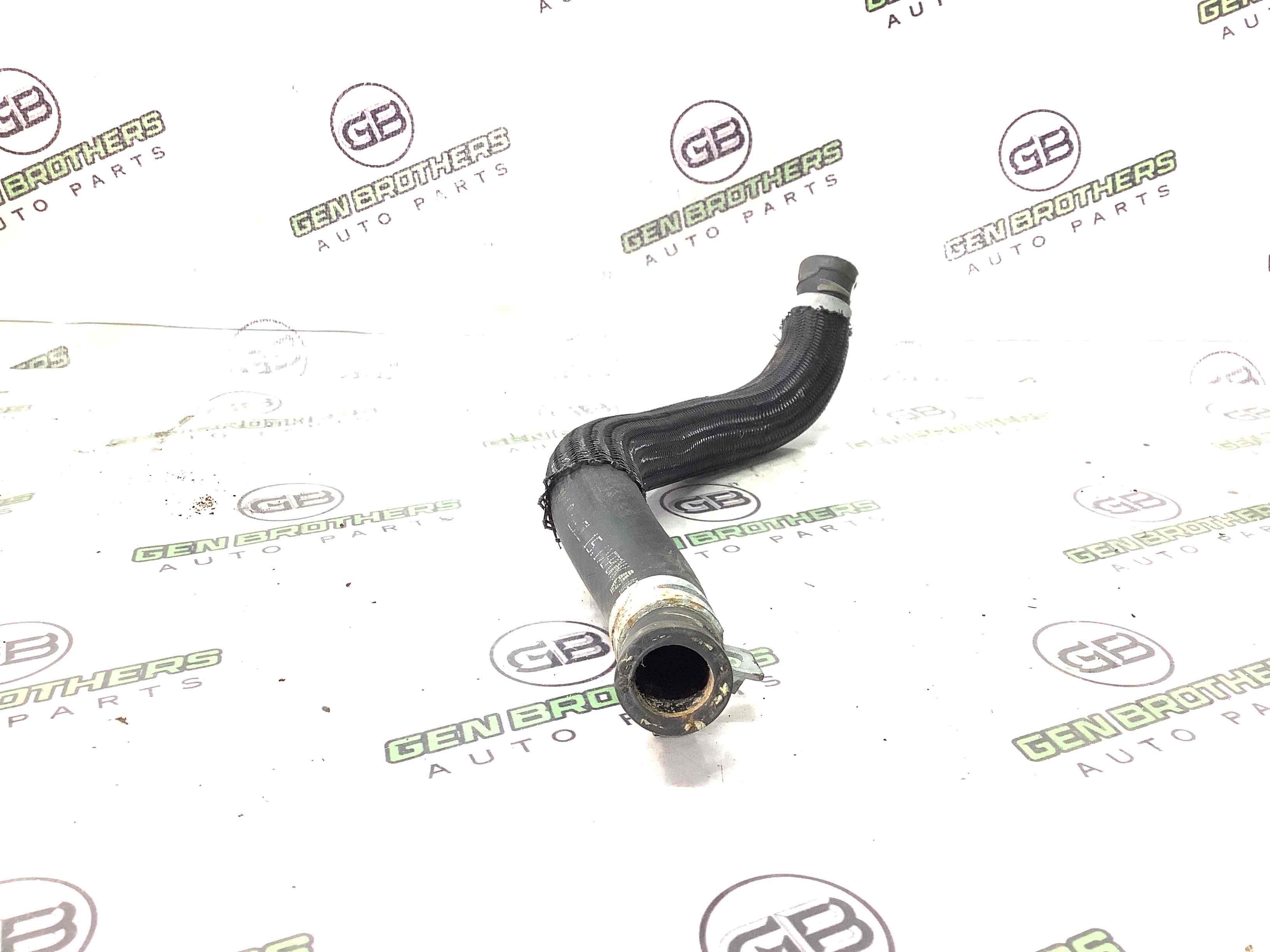 Патрубок трубопровід, шланг