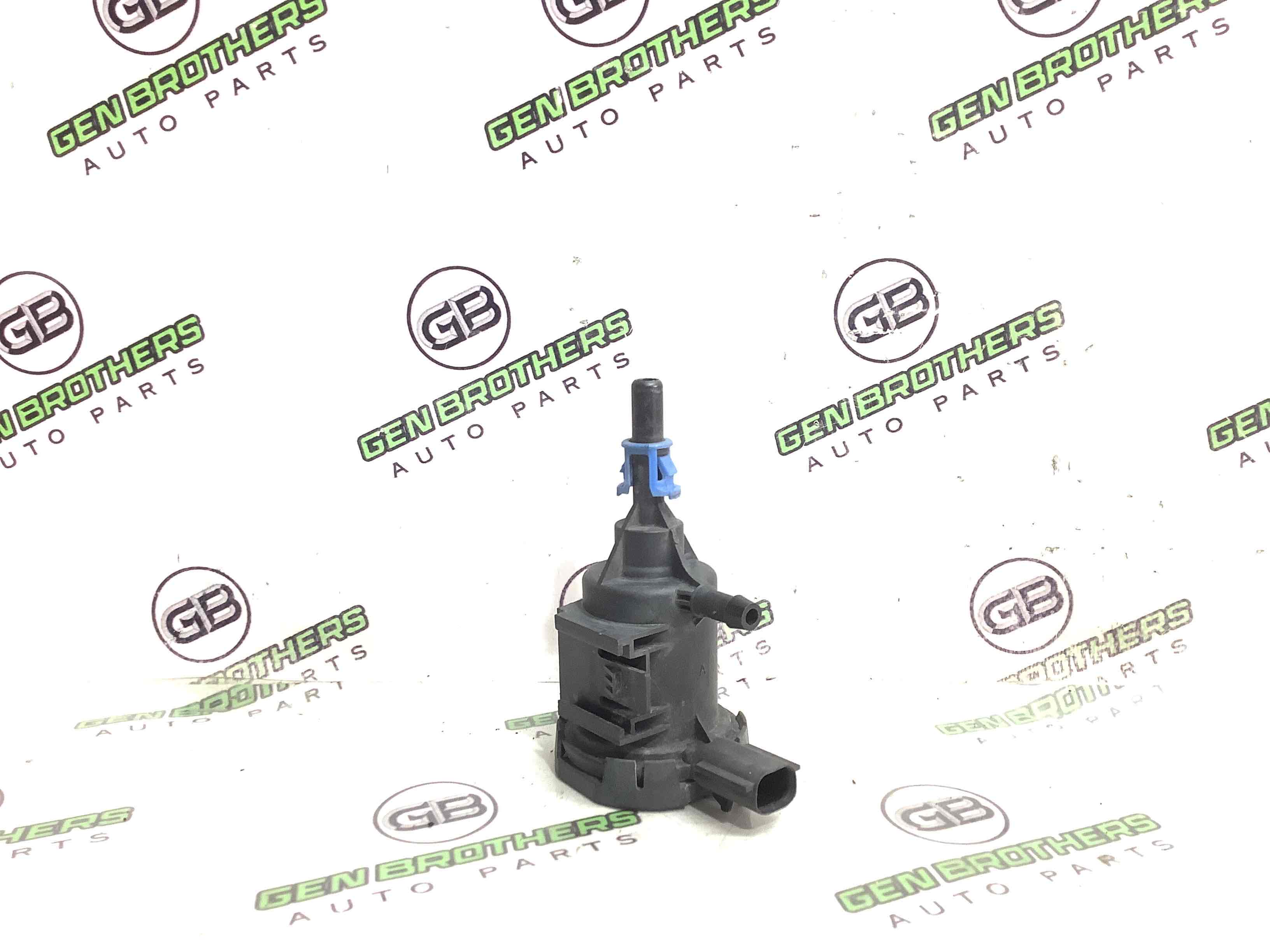 Клапан вентиляції паливного бака