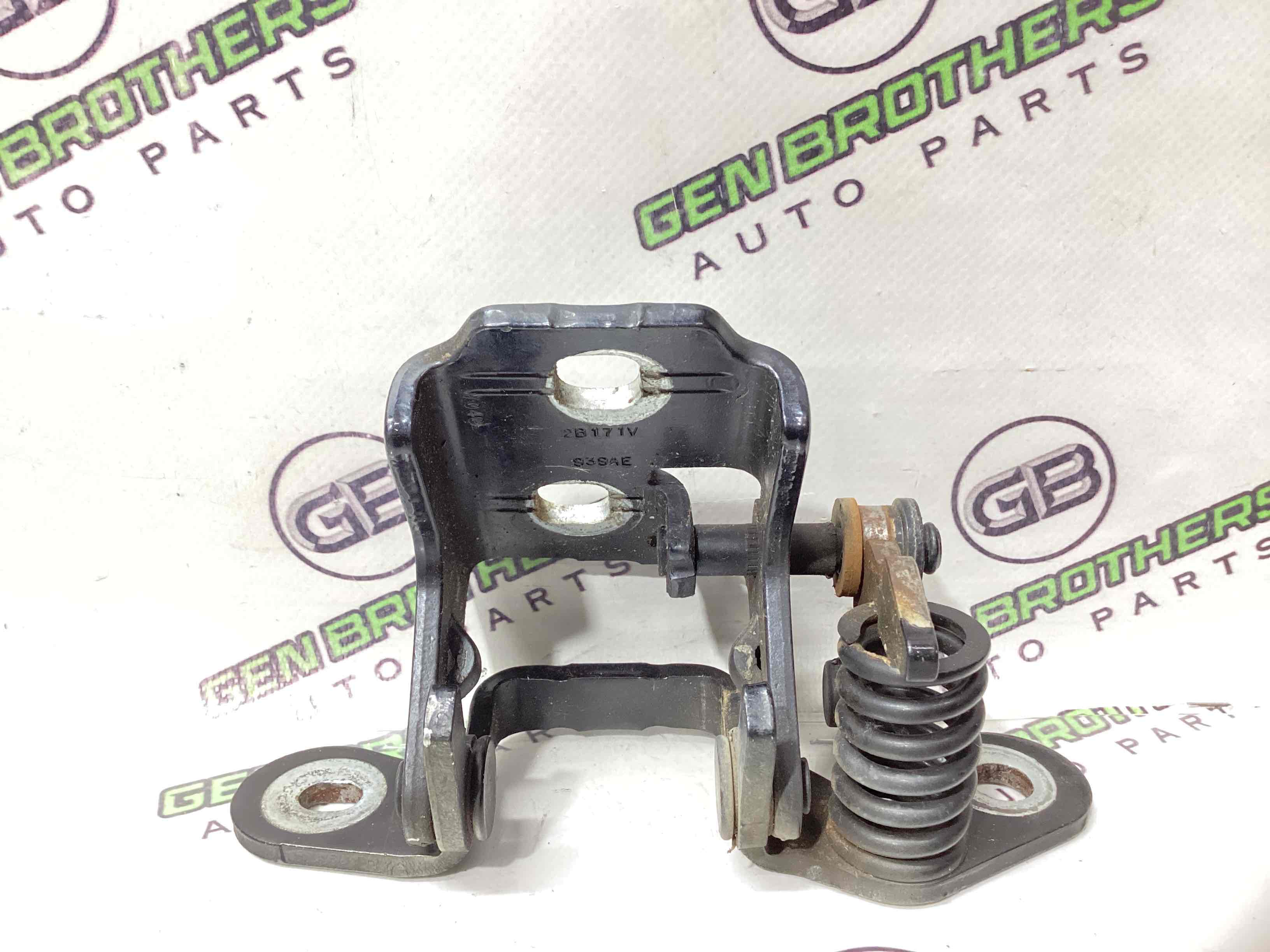 Петля двері, замок двері