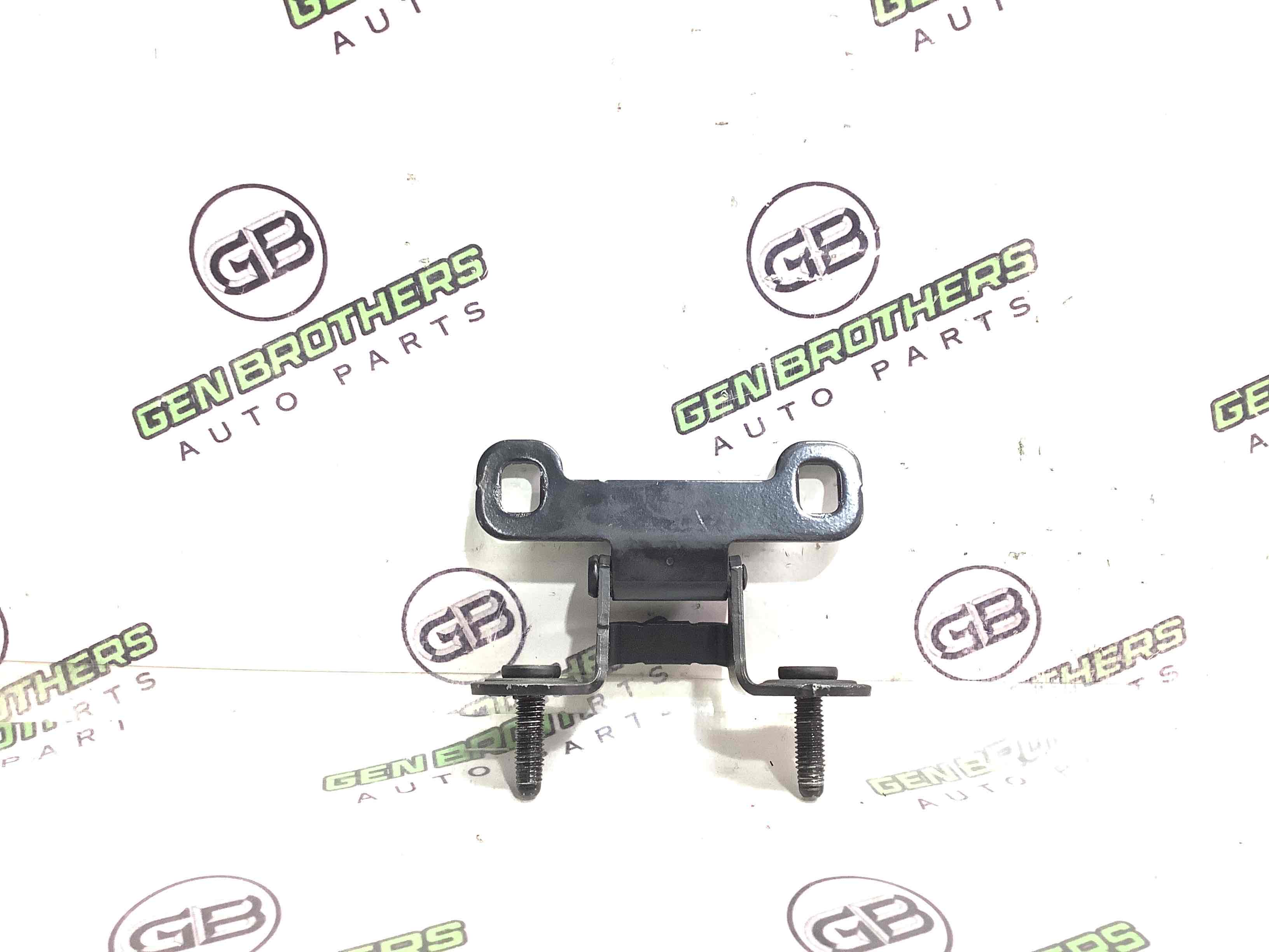 Петля кришки багажника, двері багажника