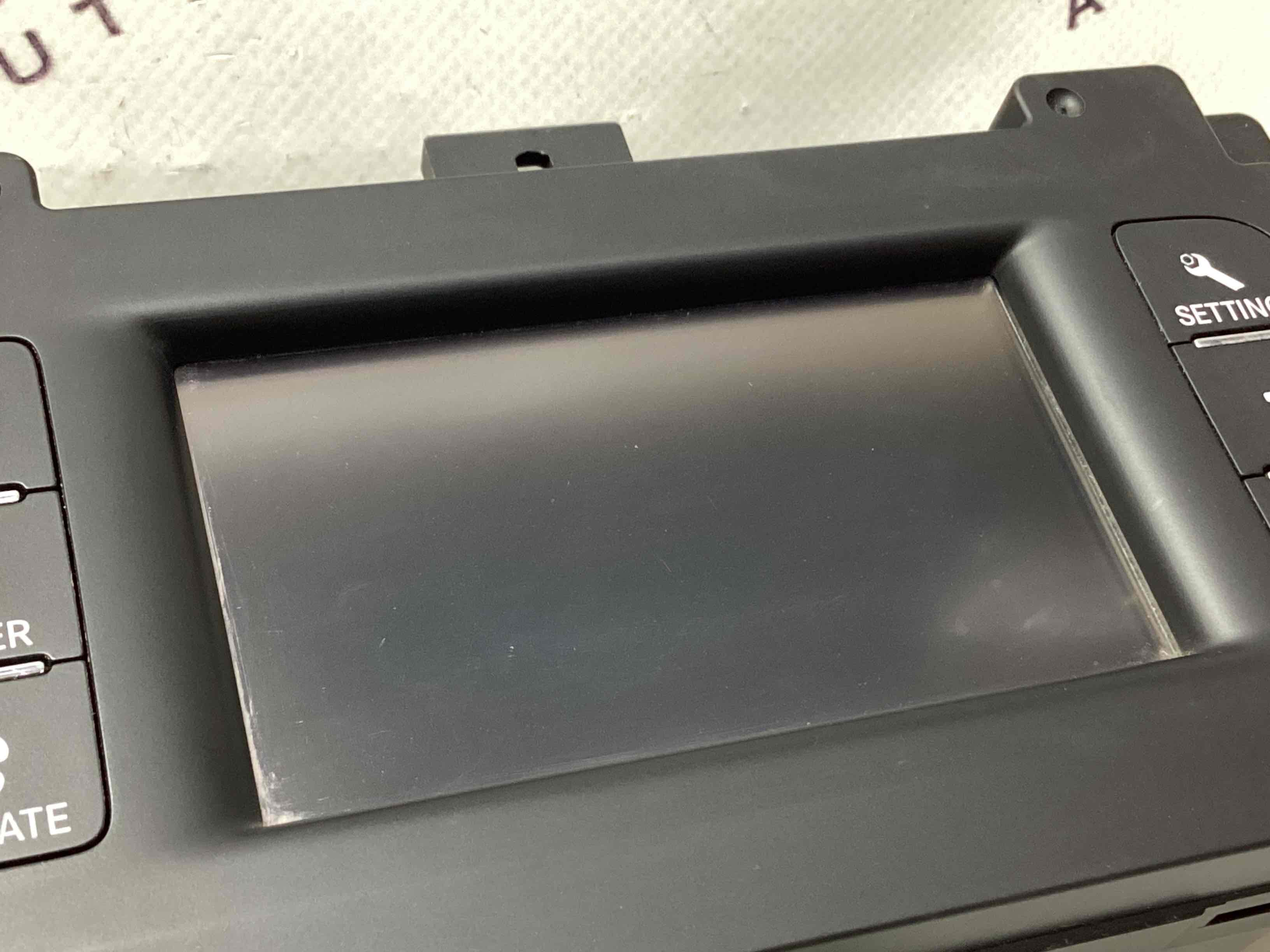 Блок радіо, зв'язку, магнітола, орган упр.