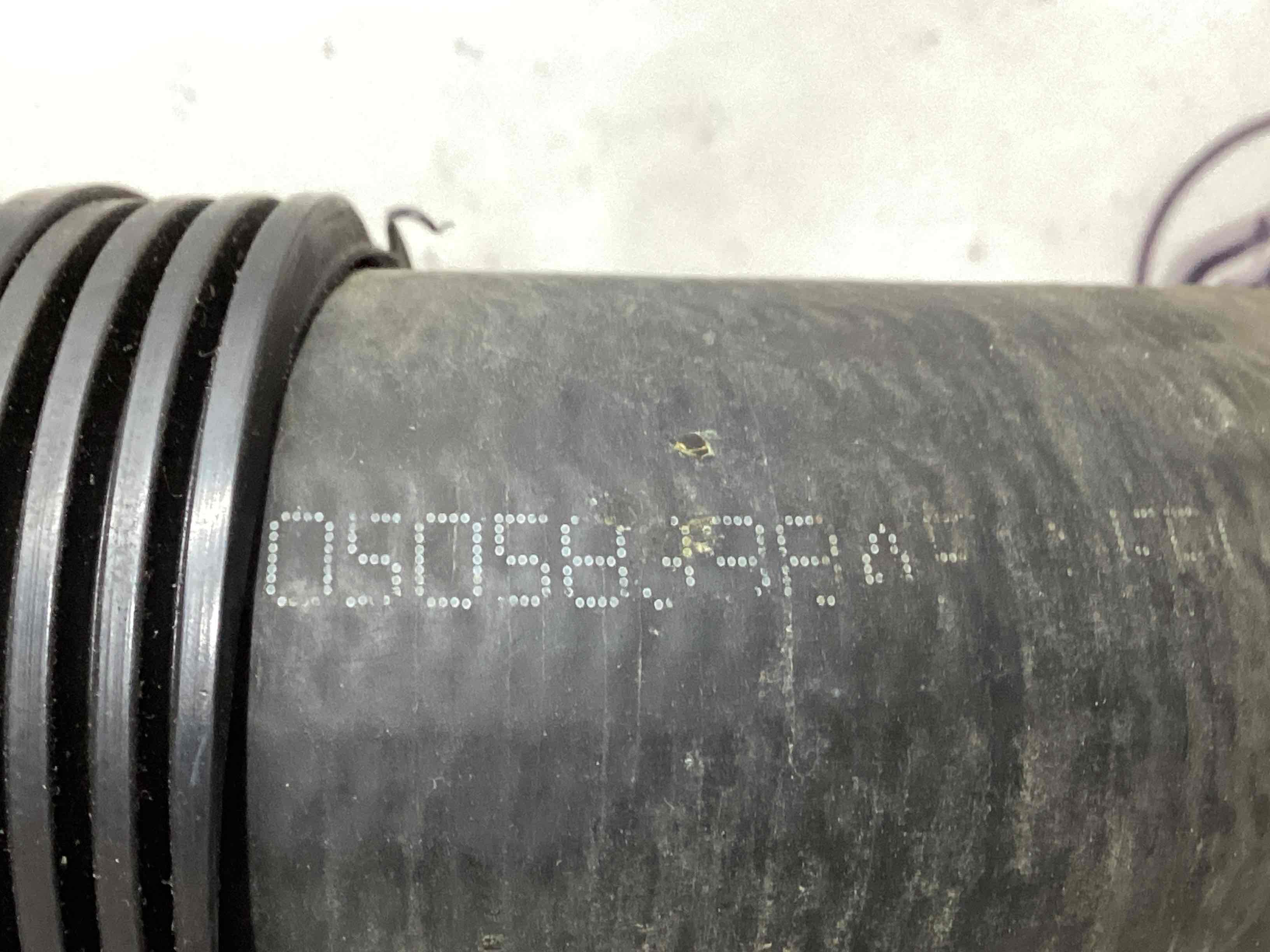 Патрубок радіаторів