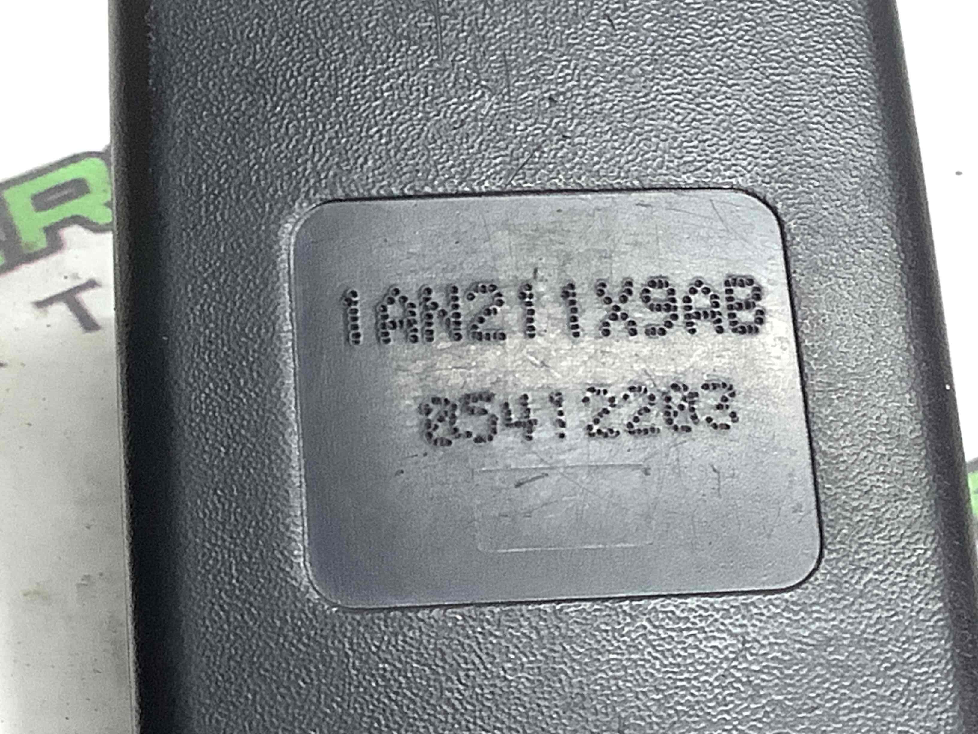 Замок ременя безпеки