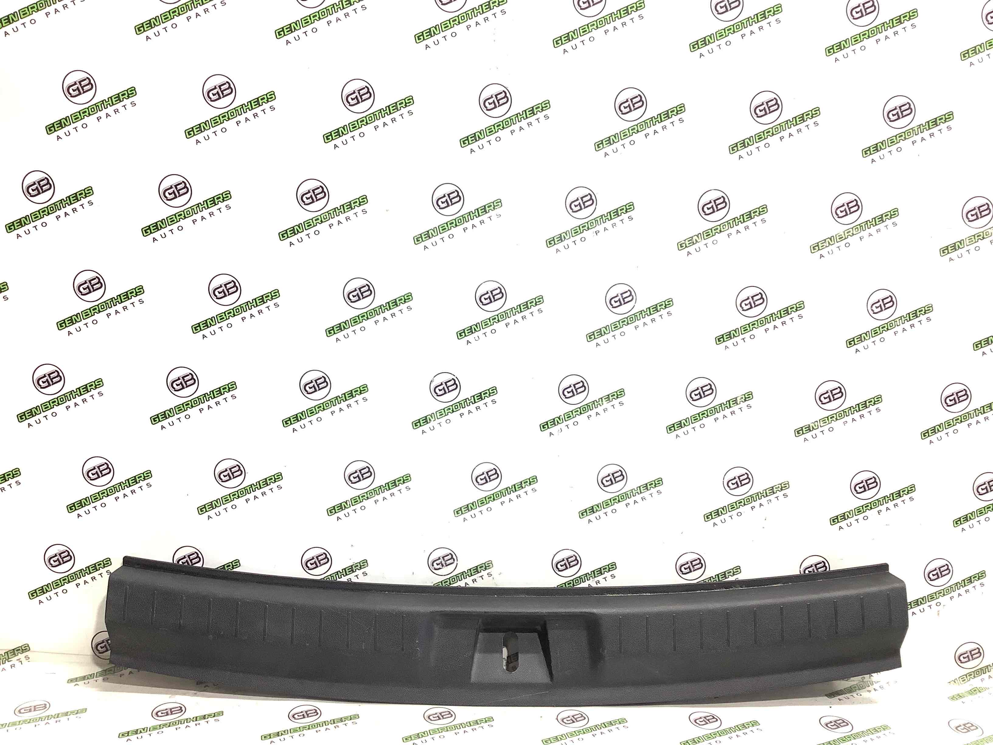 Елементи оздоблення багажника