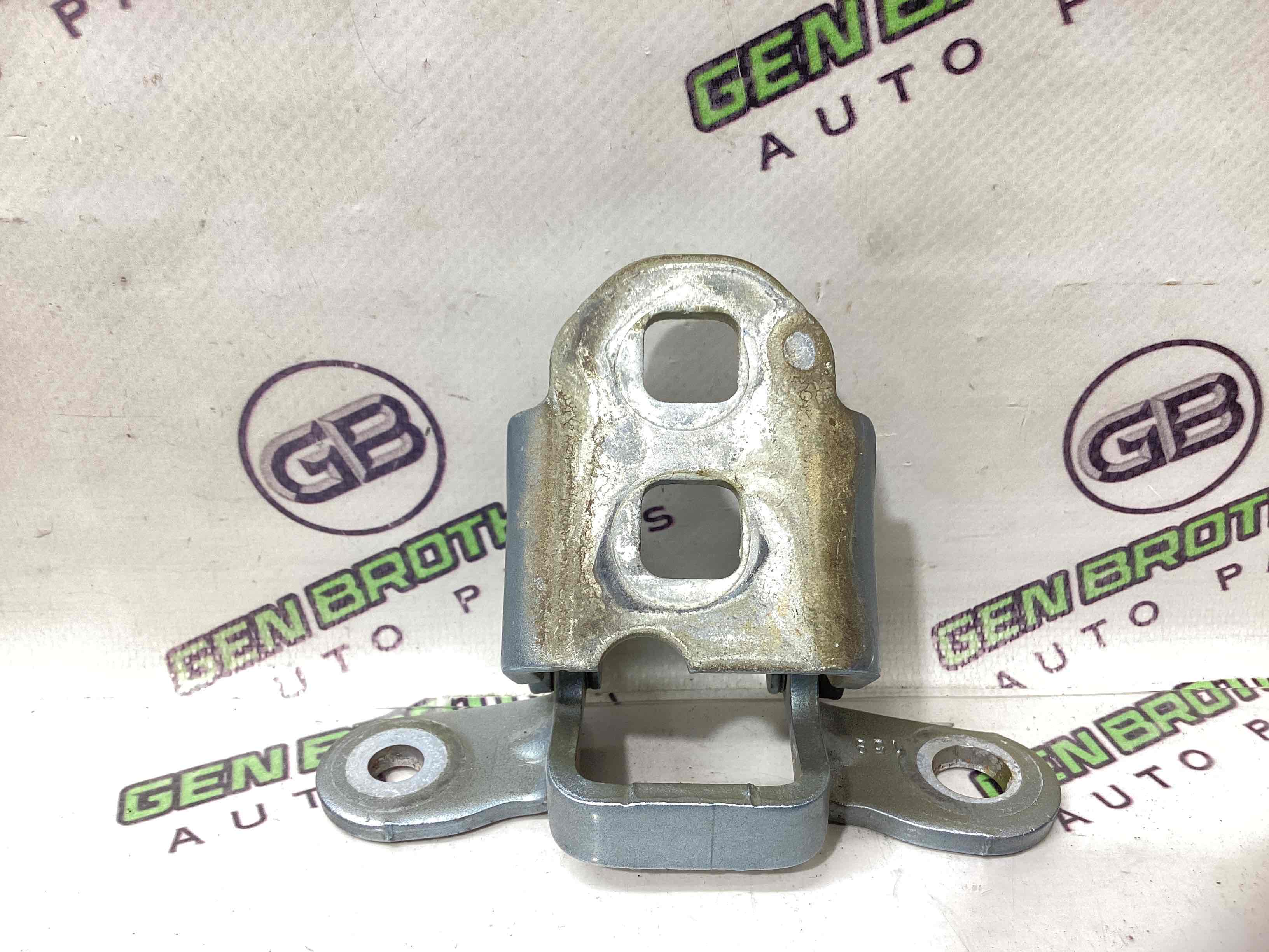 Петля двері, замок двері