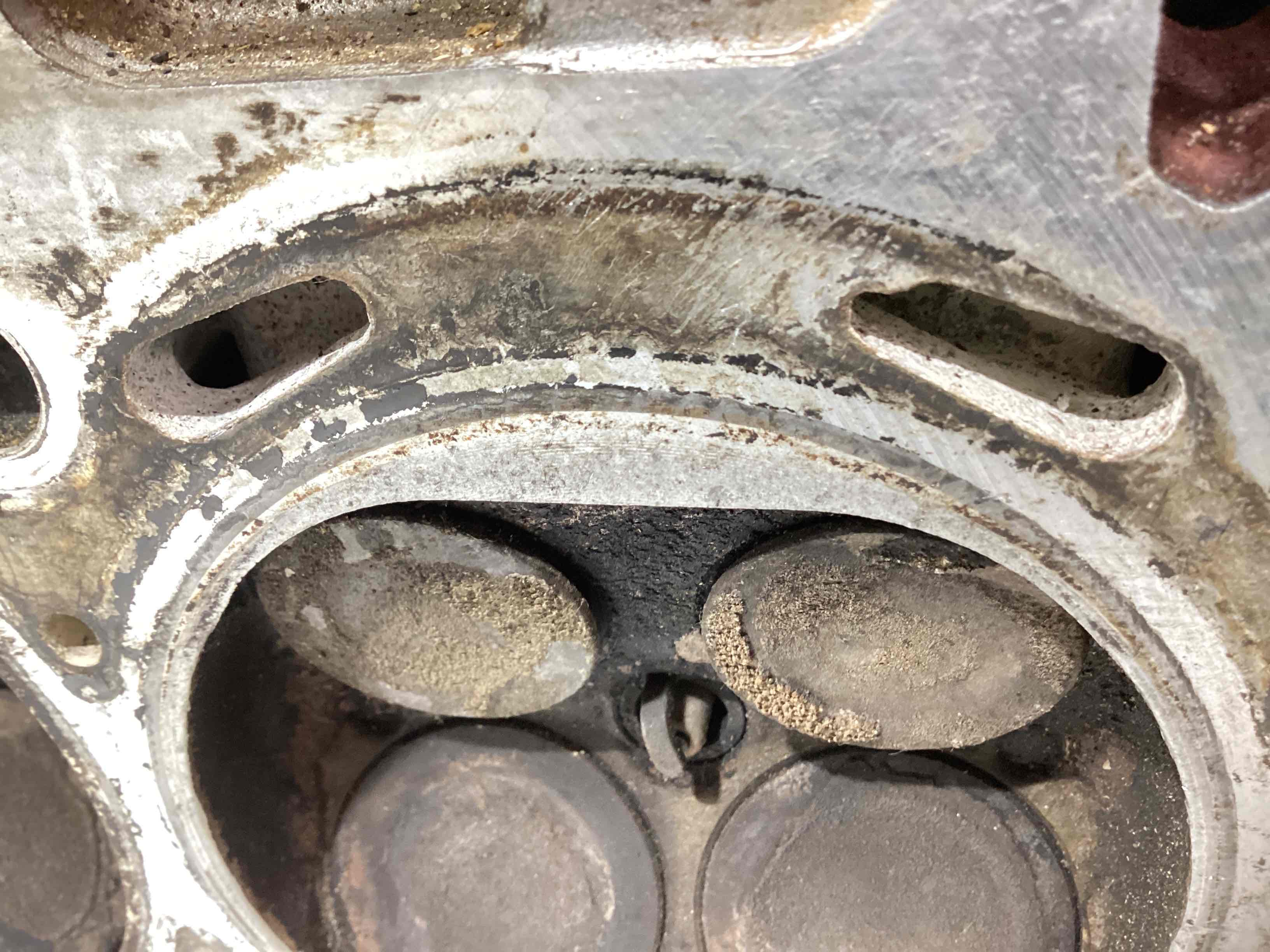 Головка блоку циліндрів ГБЦ