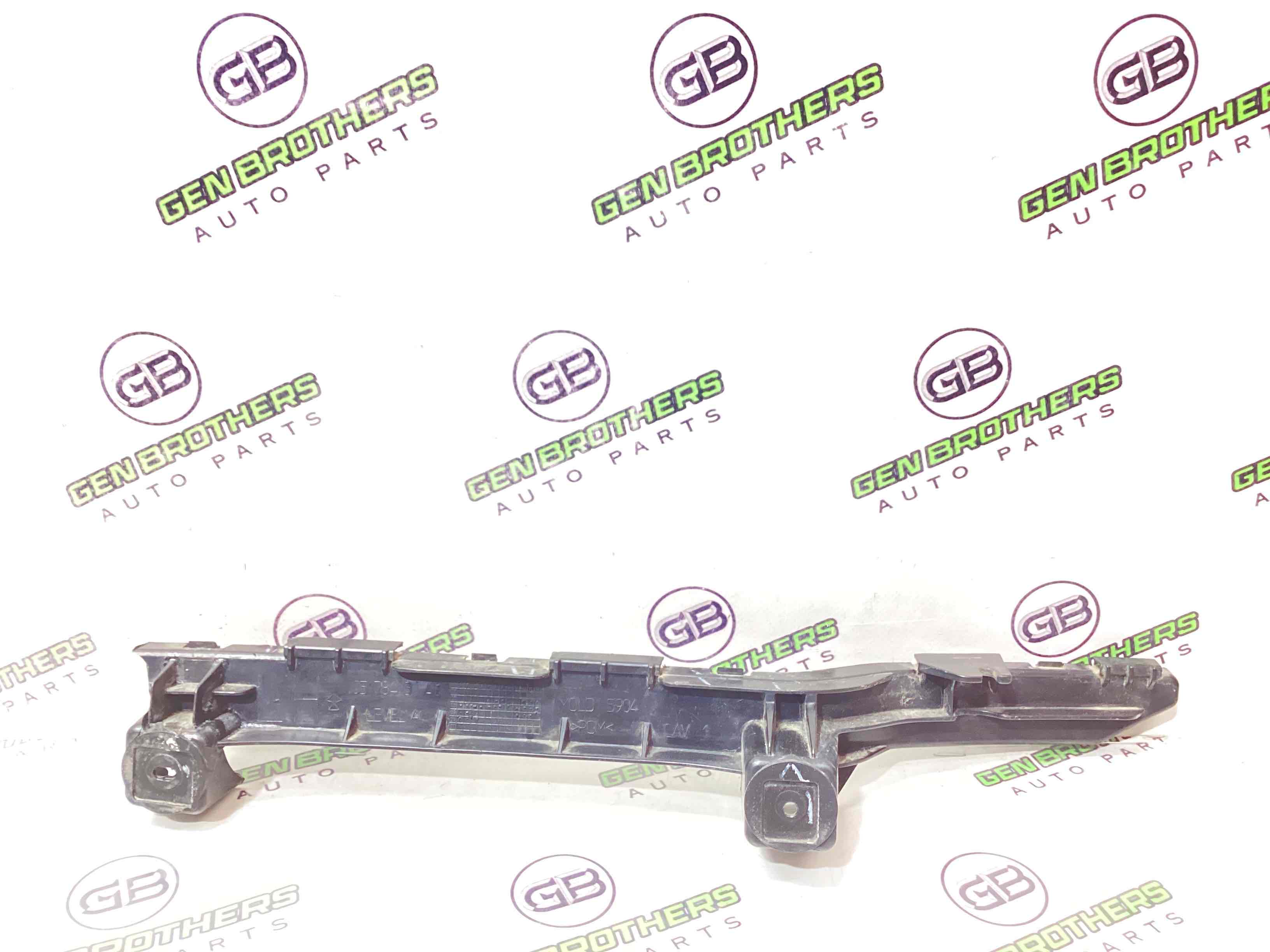 Кріплення заднього бампера ліве