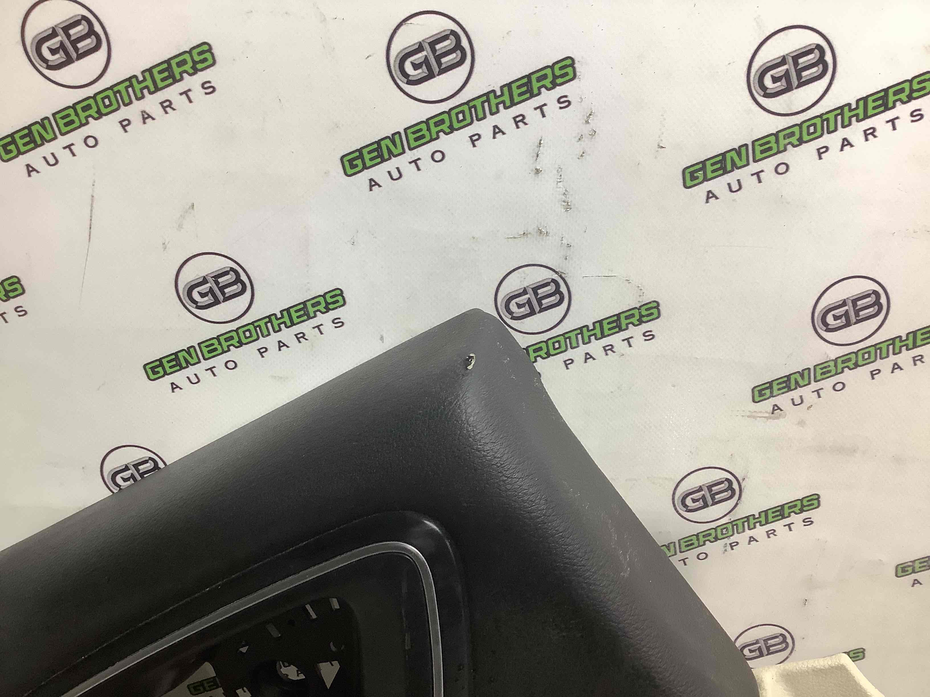 Обшивка дверей та карт