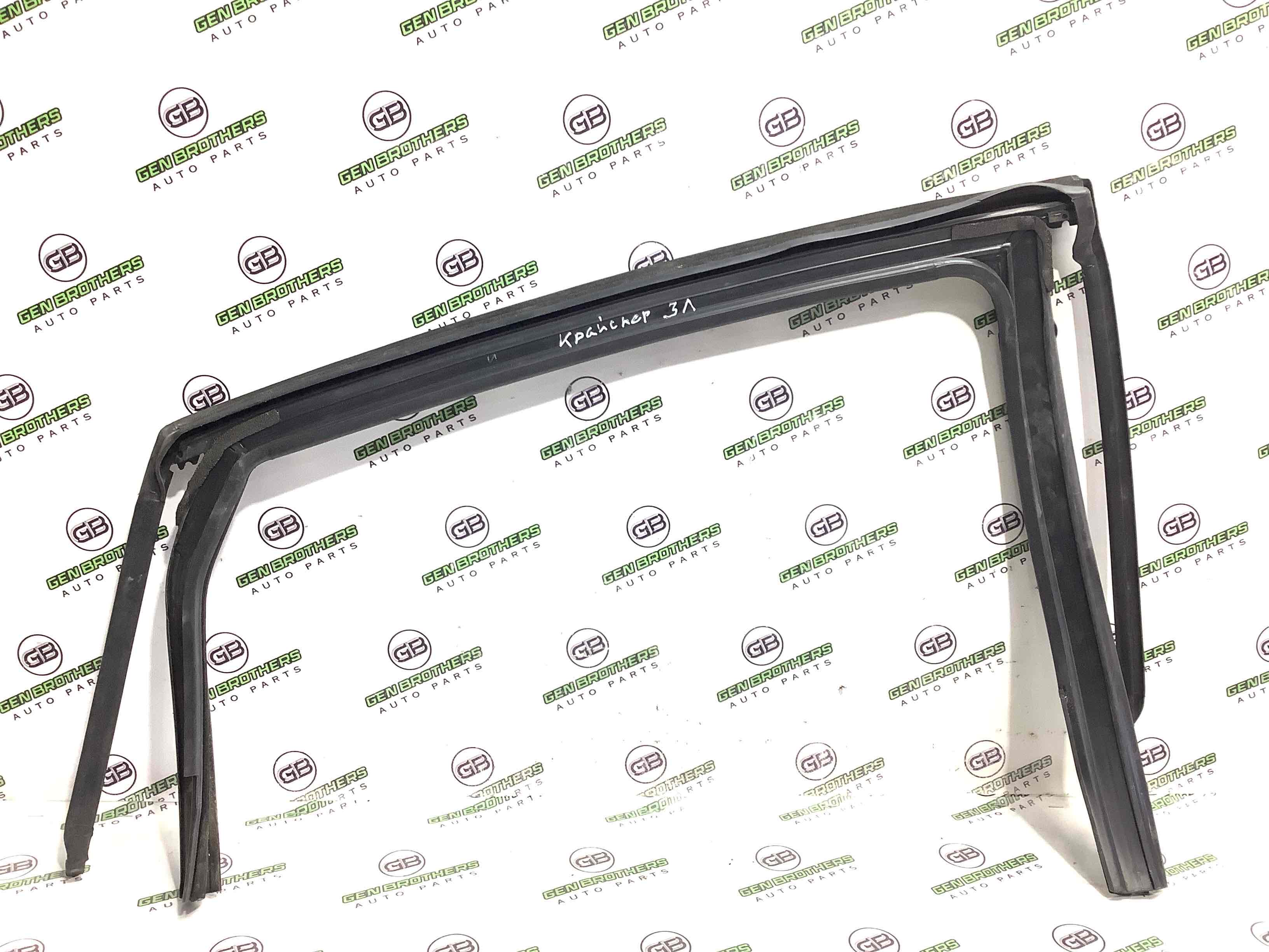 Ущільнювач скла, двері