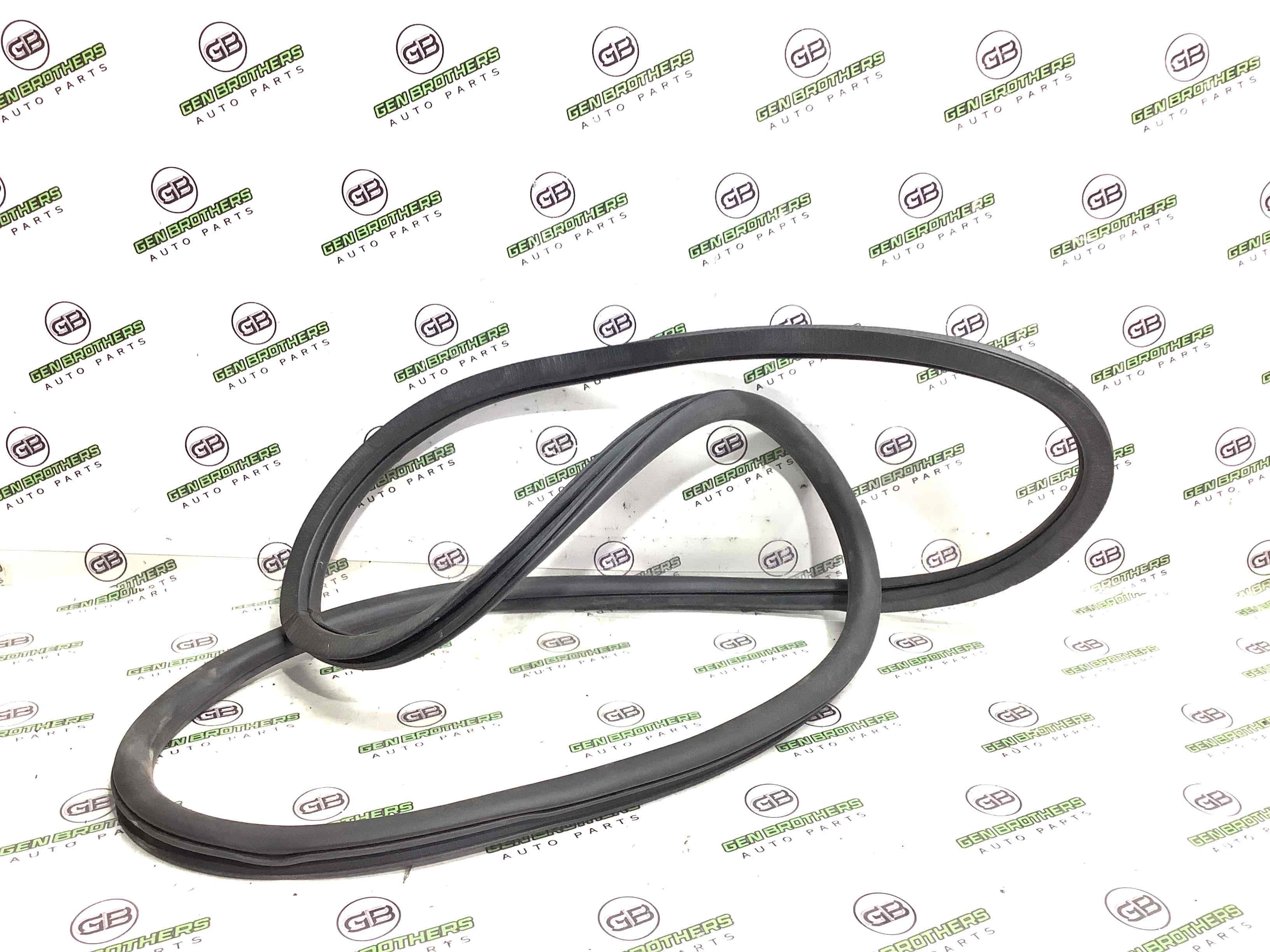 Ущільнювач скла, двері