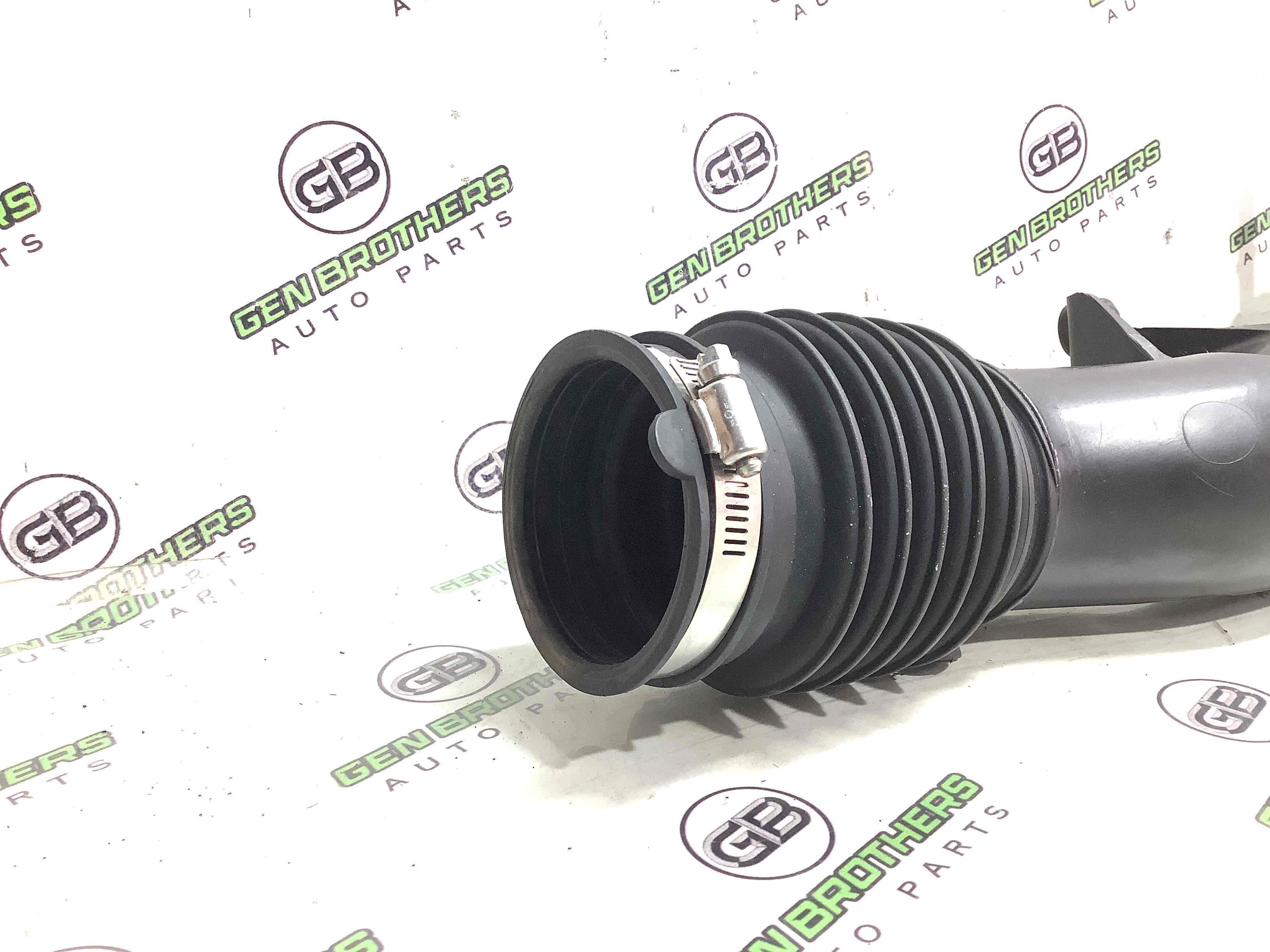 Патрубок повітряного фільтра