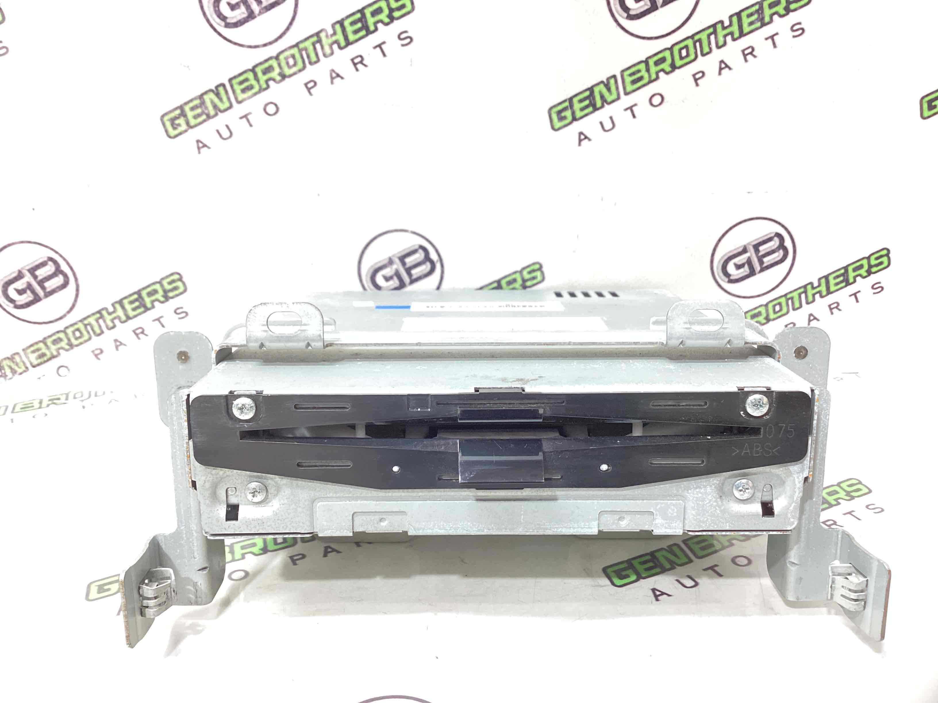 CD-чейнджер, програвач CD/DVD