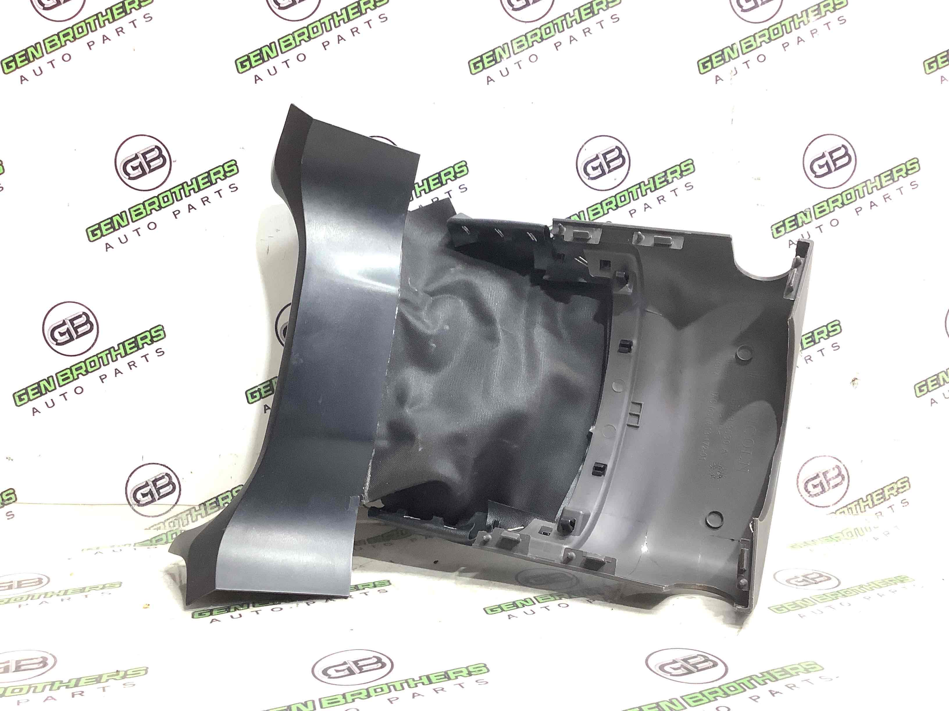 Оздоблення керма та кермової колонки