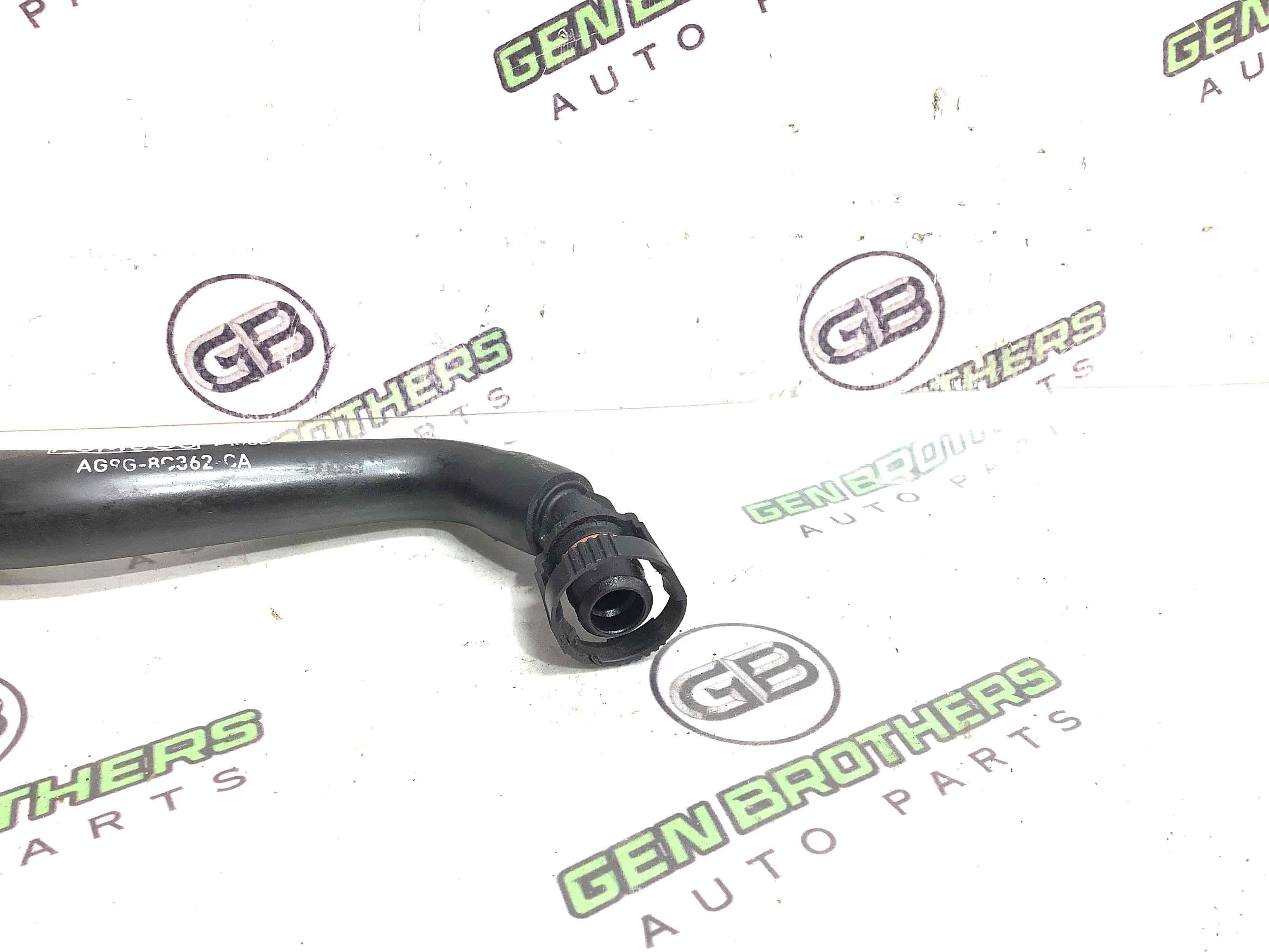 Патрубок трубопровід, шланг