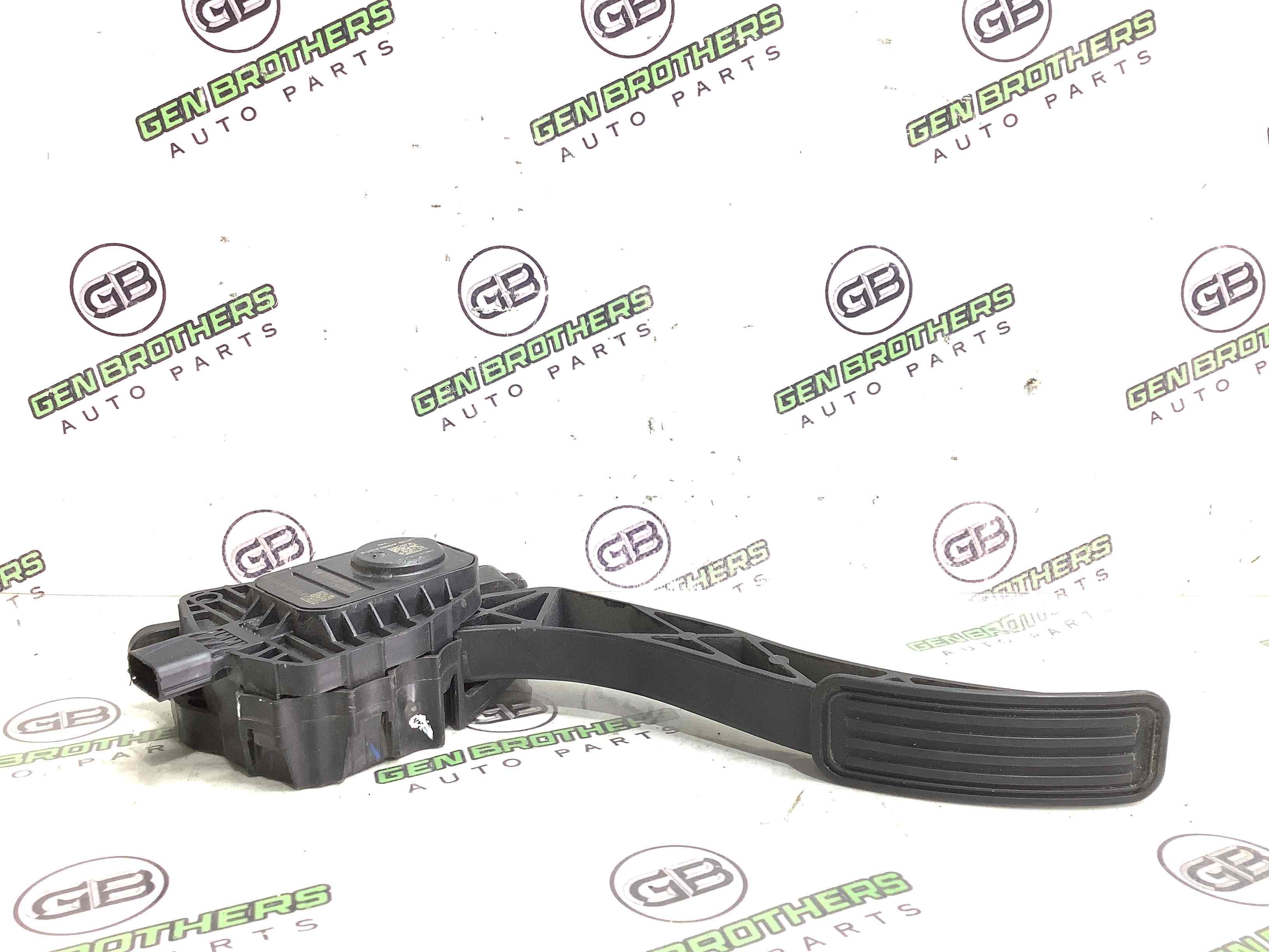 Педаль газу