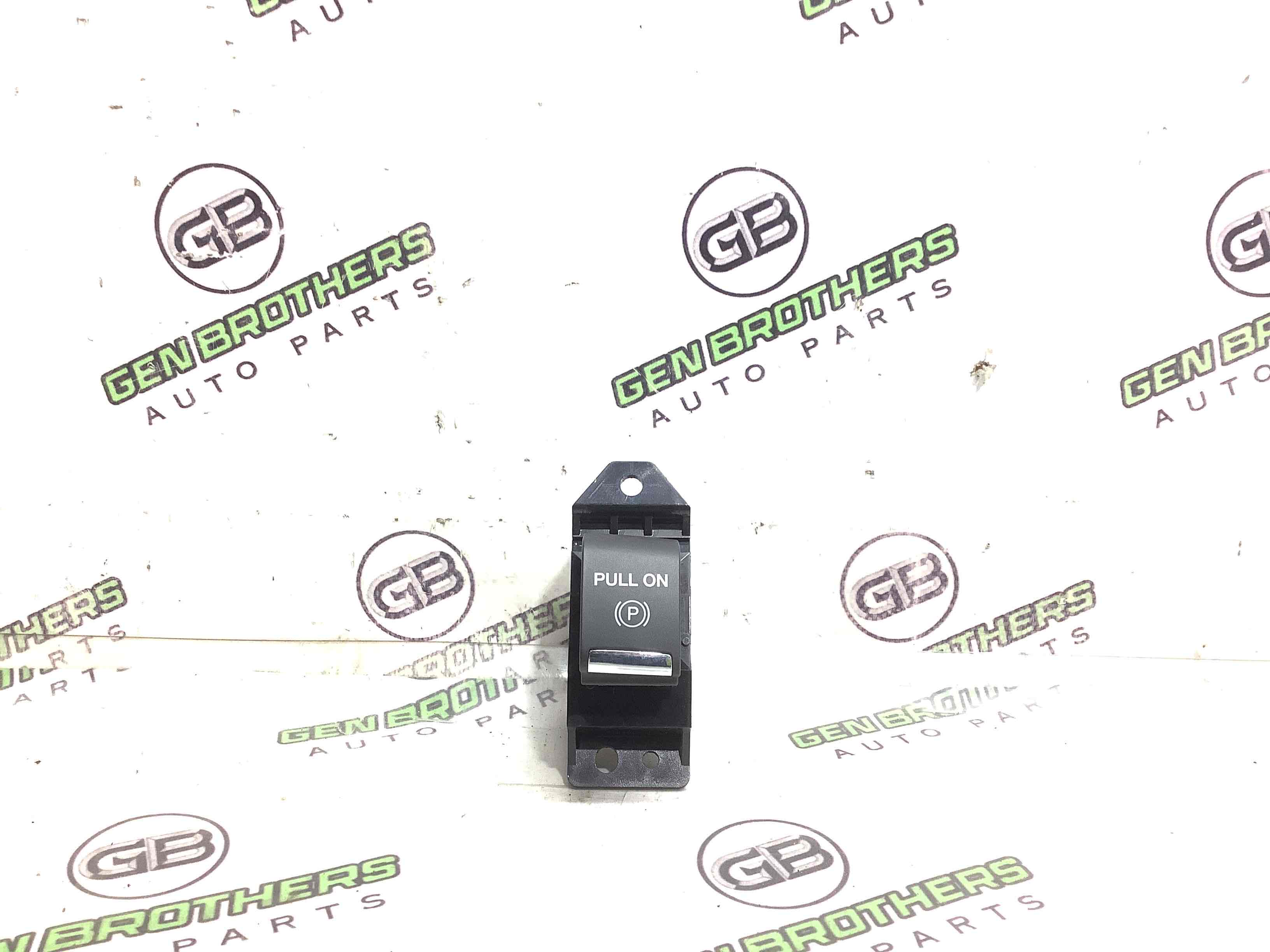 Кнопка ручного гальма ручника