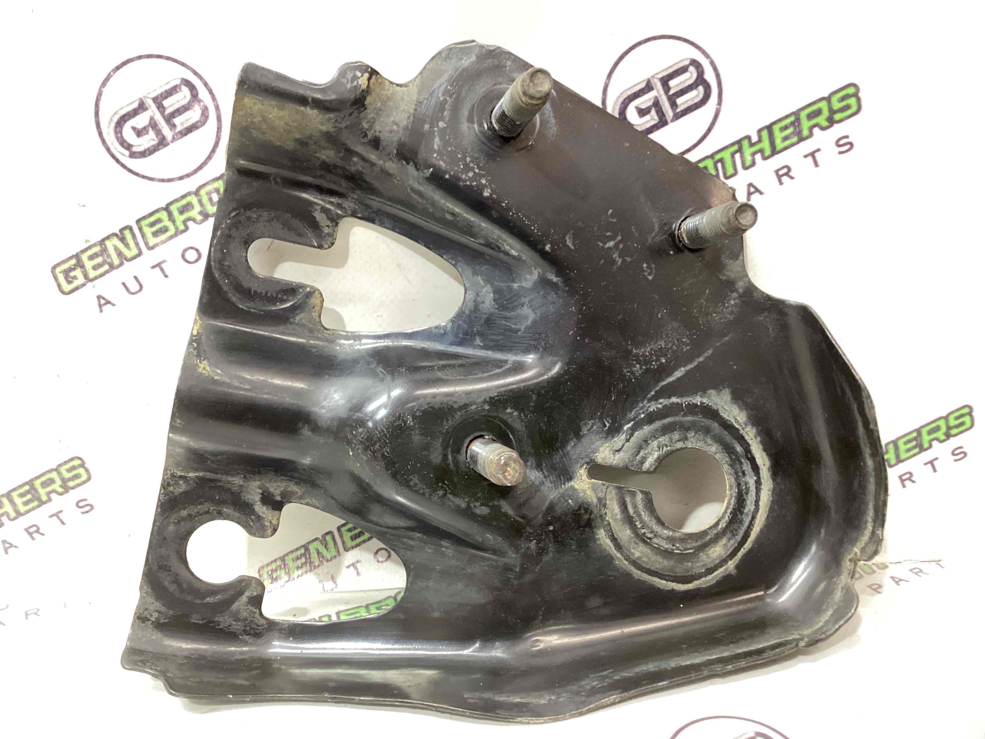 Кріплення, кронштейн