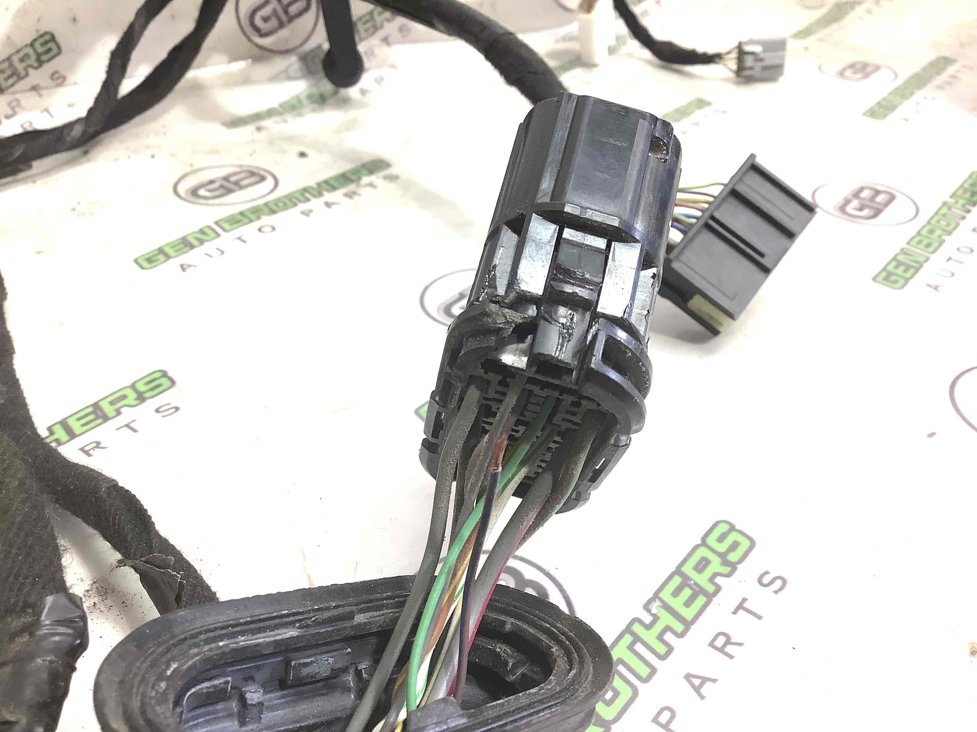 Електропроводка дверей, кришки багажника коса