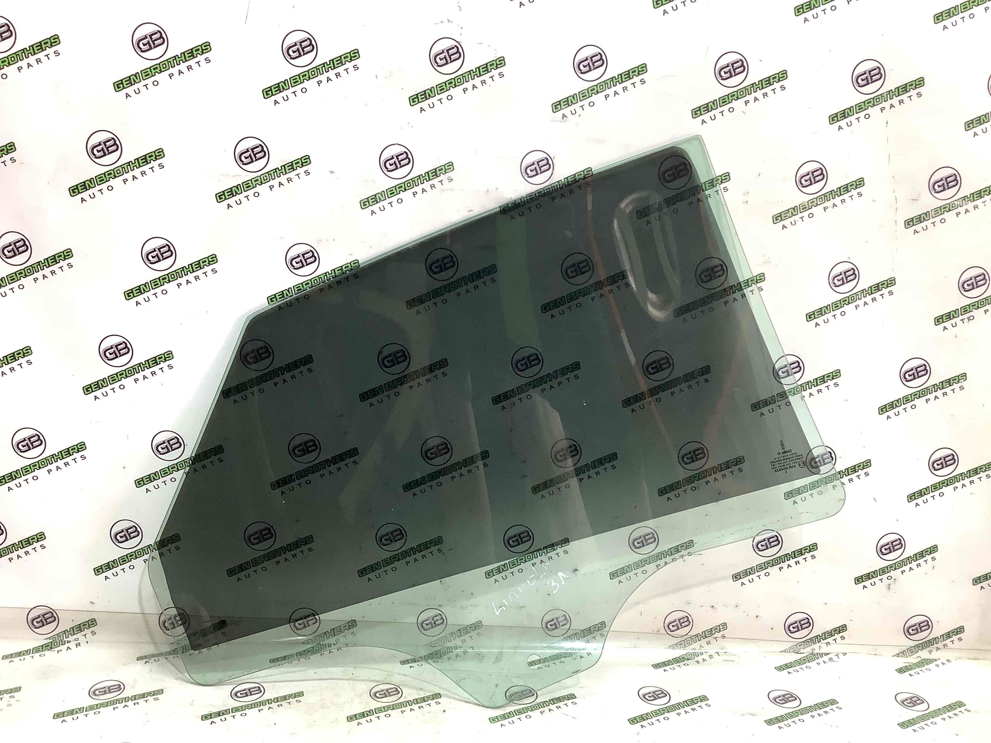 Скло заднє ліве