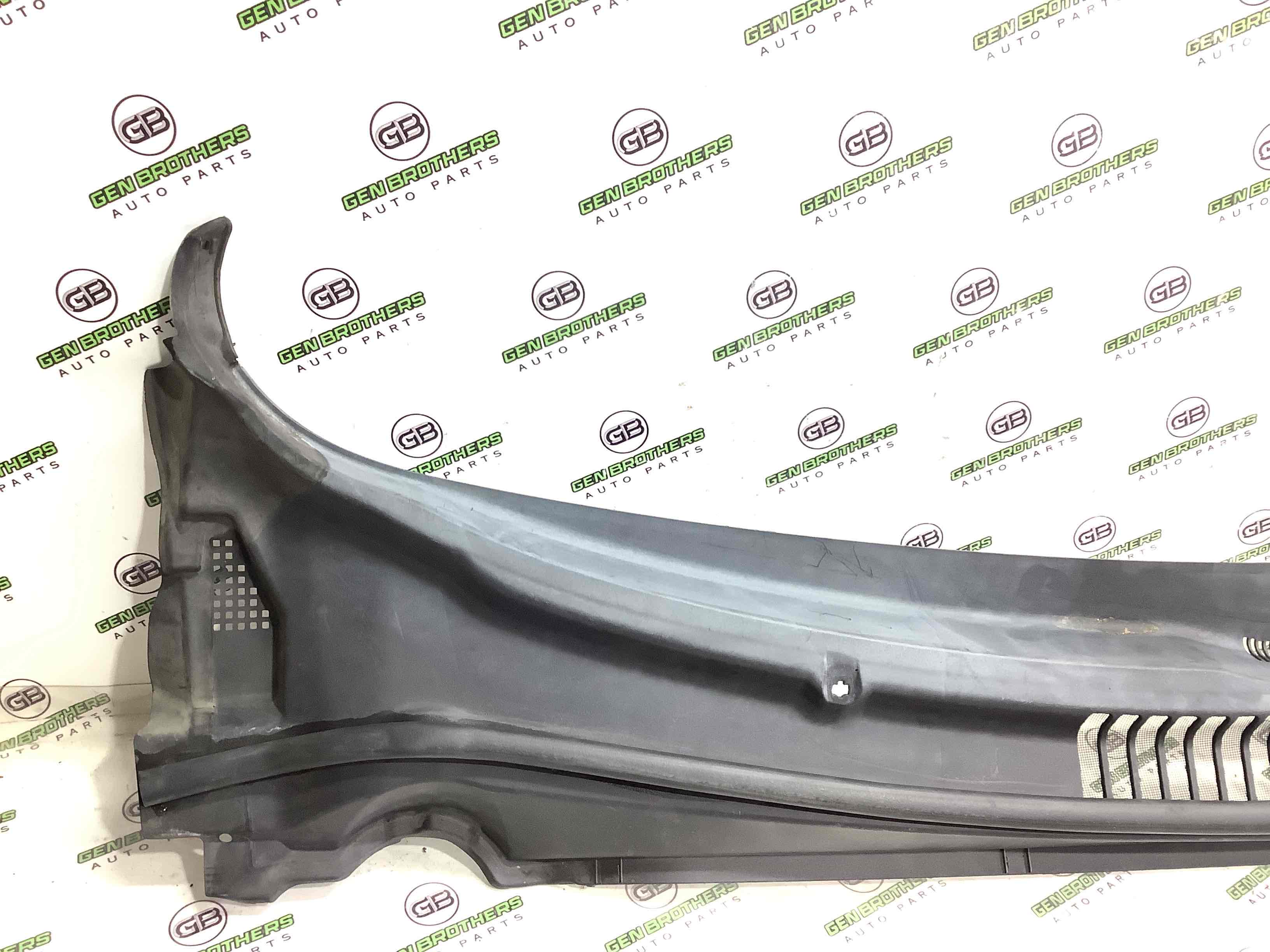 Жабо трапеції двірників, кріплення жабо