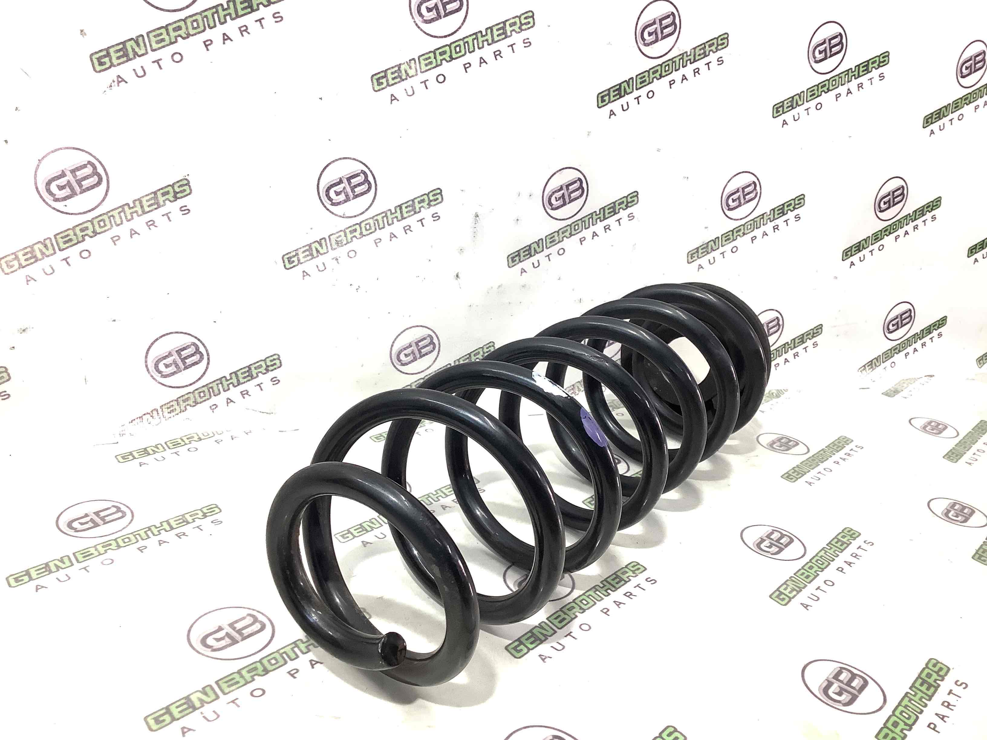 Пружина задня