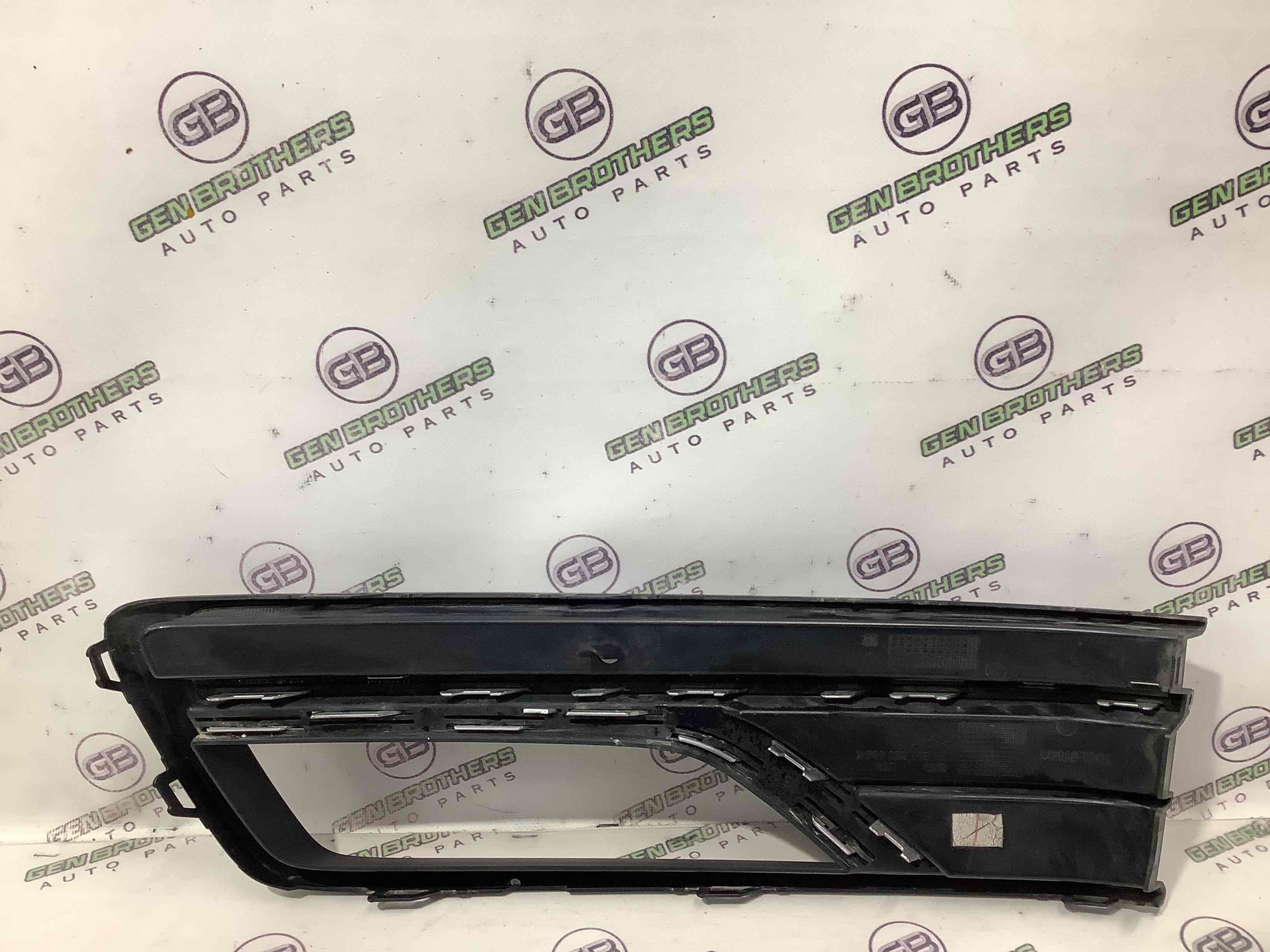 Рамка протитуманної фари, рамка поворотника