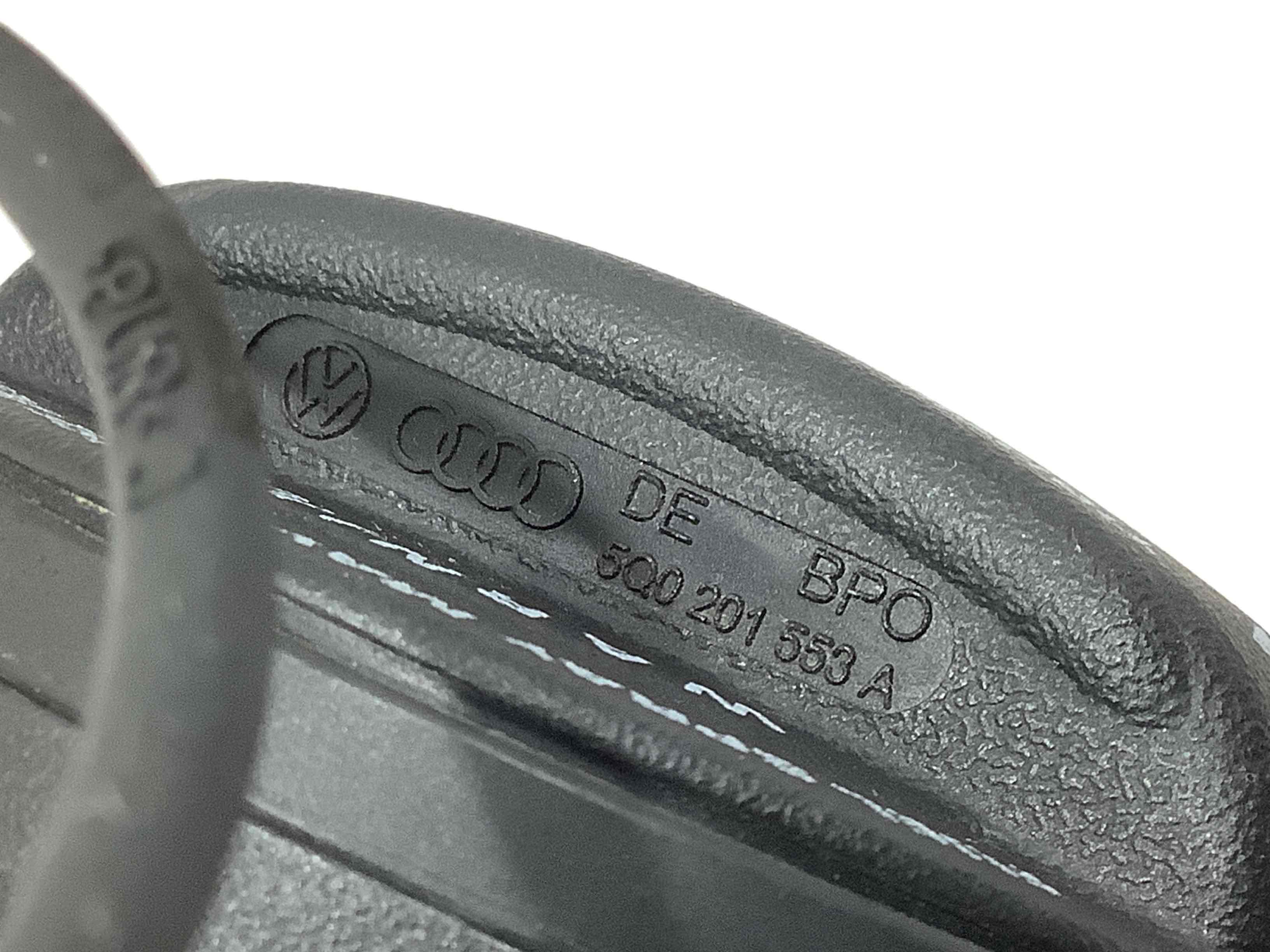 Корок бака, кришка заливної горловини, дотяжка