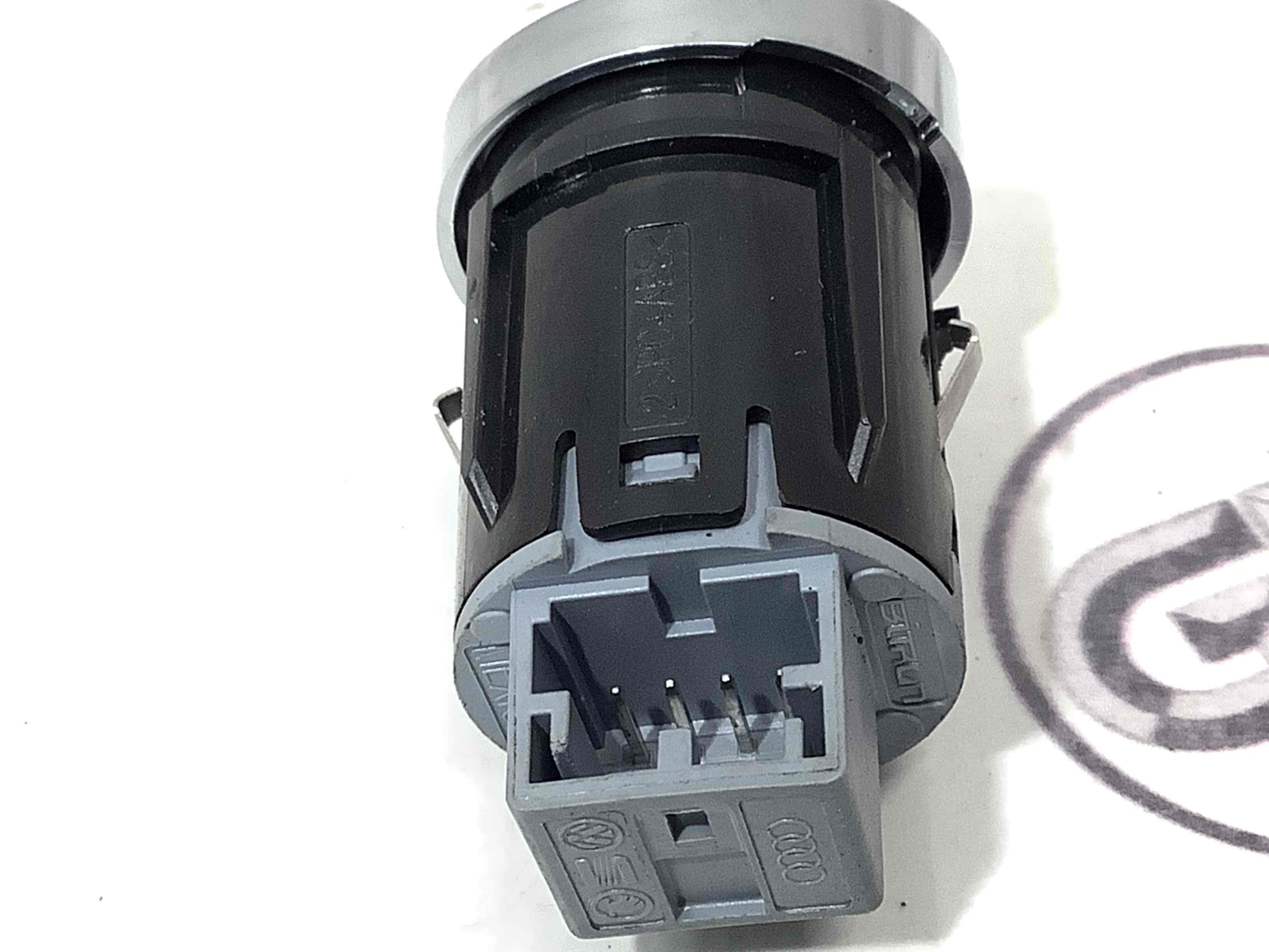 Кнопка запуску двигуна, корпус