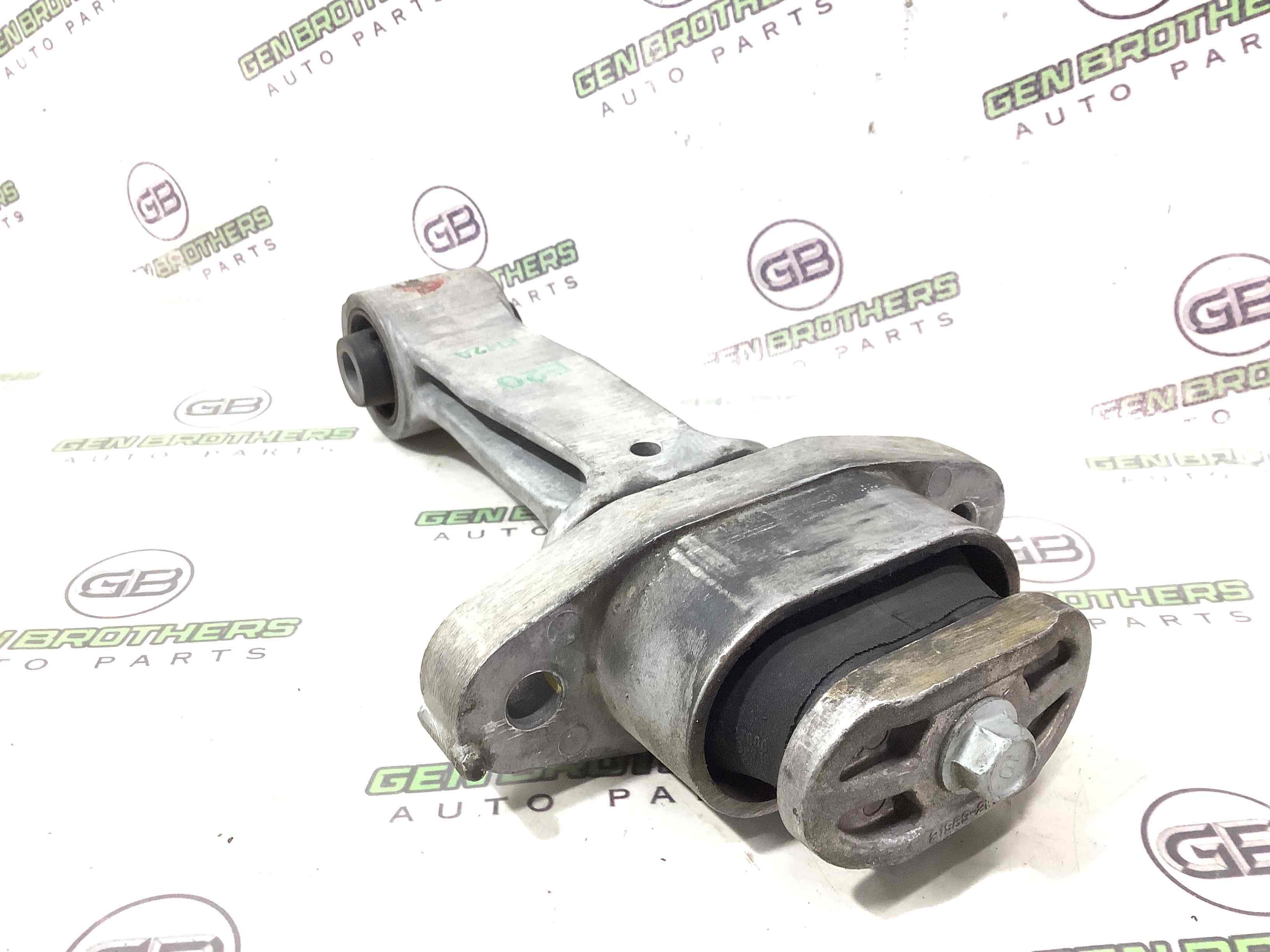 Подушка кріплення двигуна