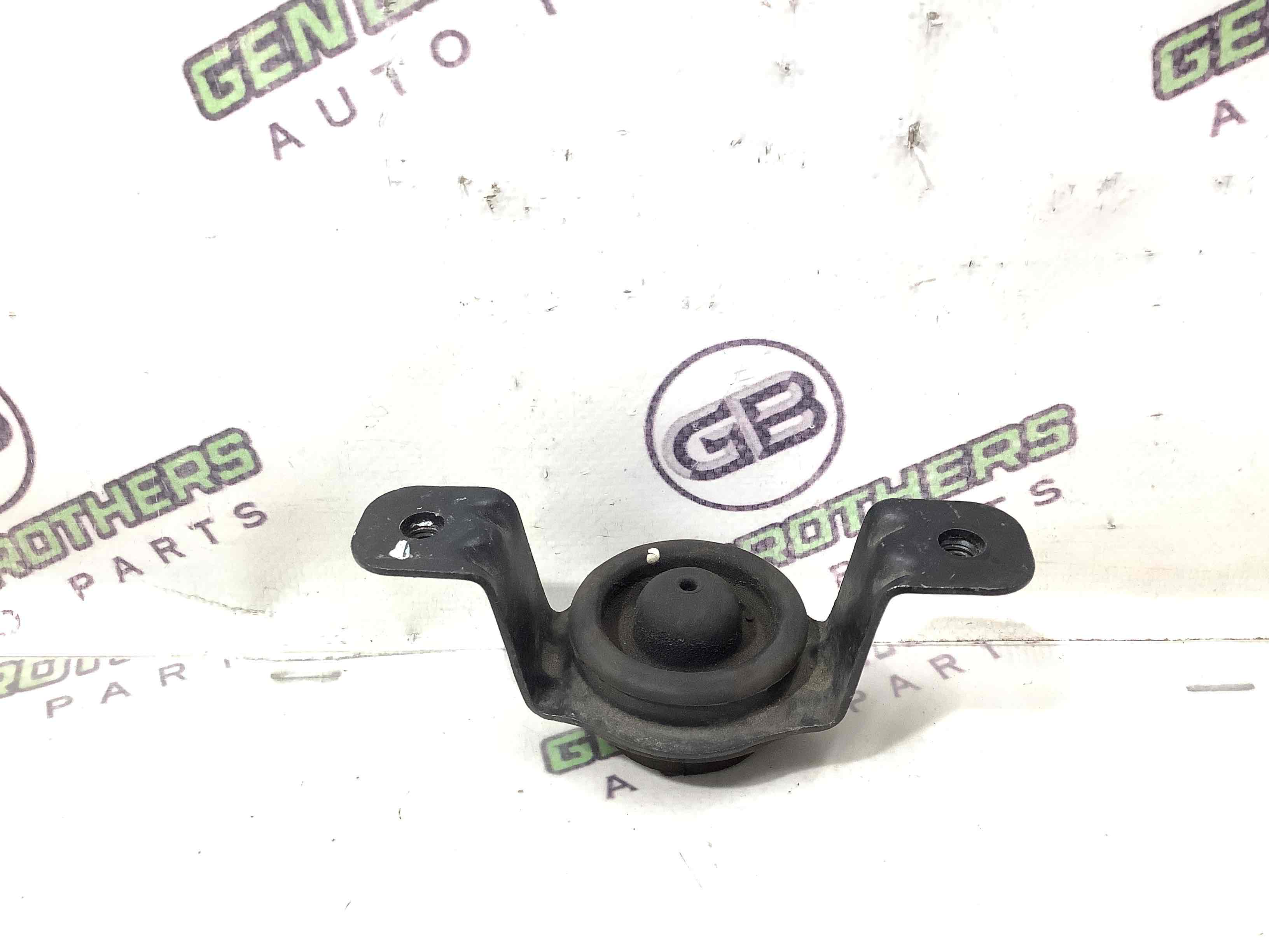 Опора радіатора, кріплення, кронштейн, ущільнювач радіатора