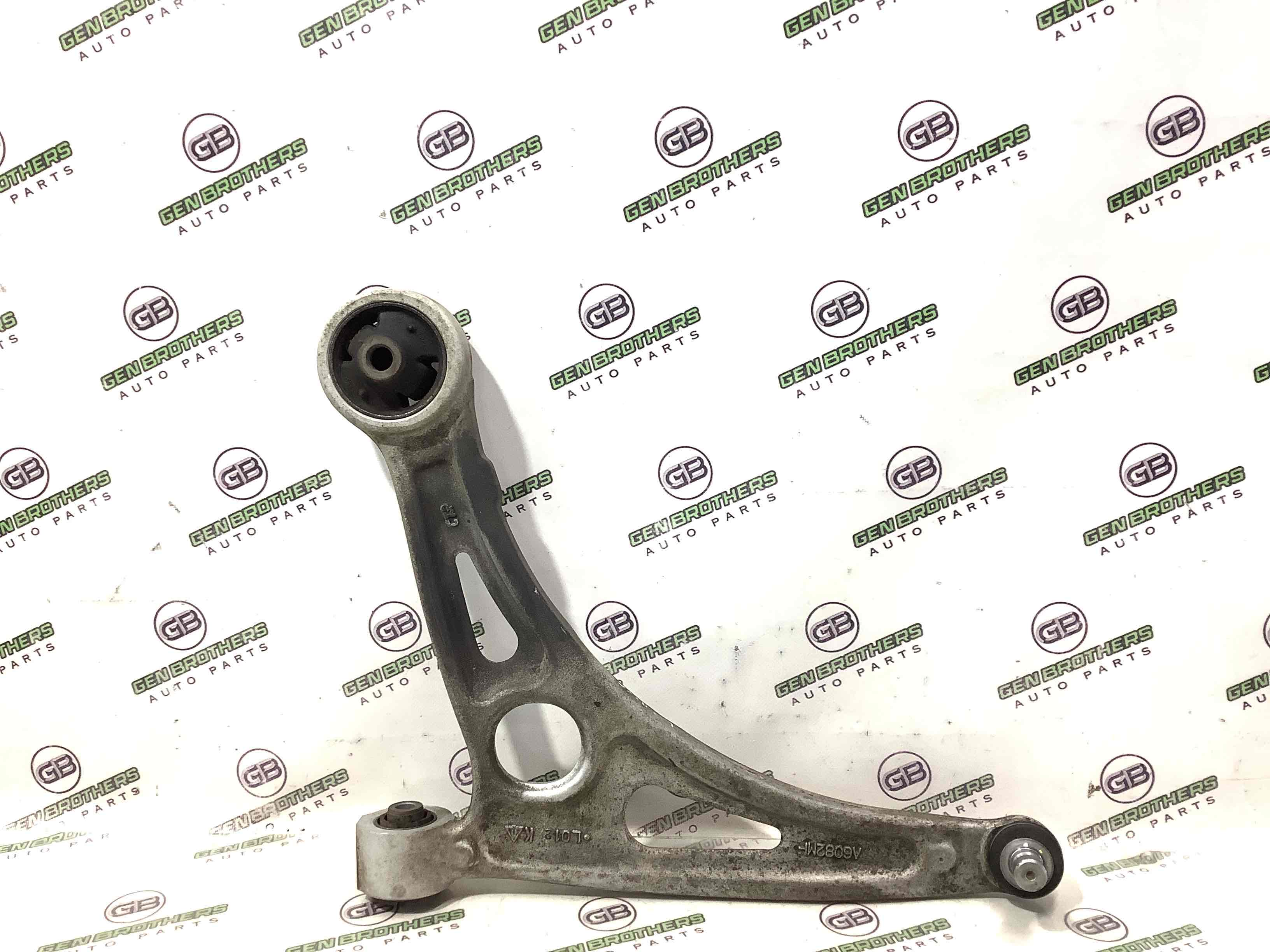 Важіль передній лівий