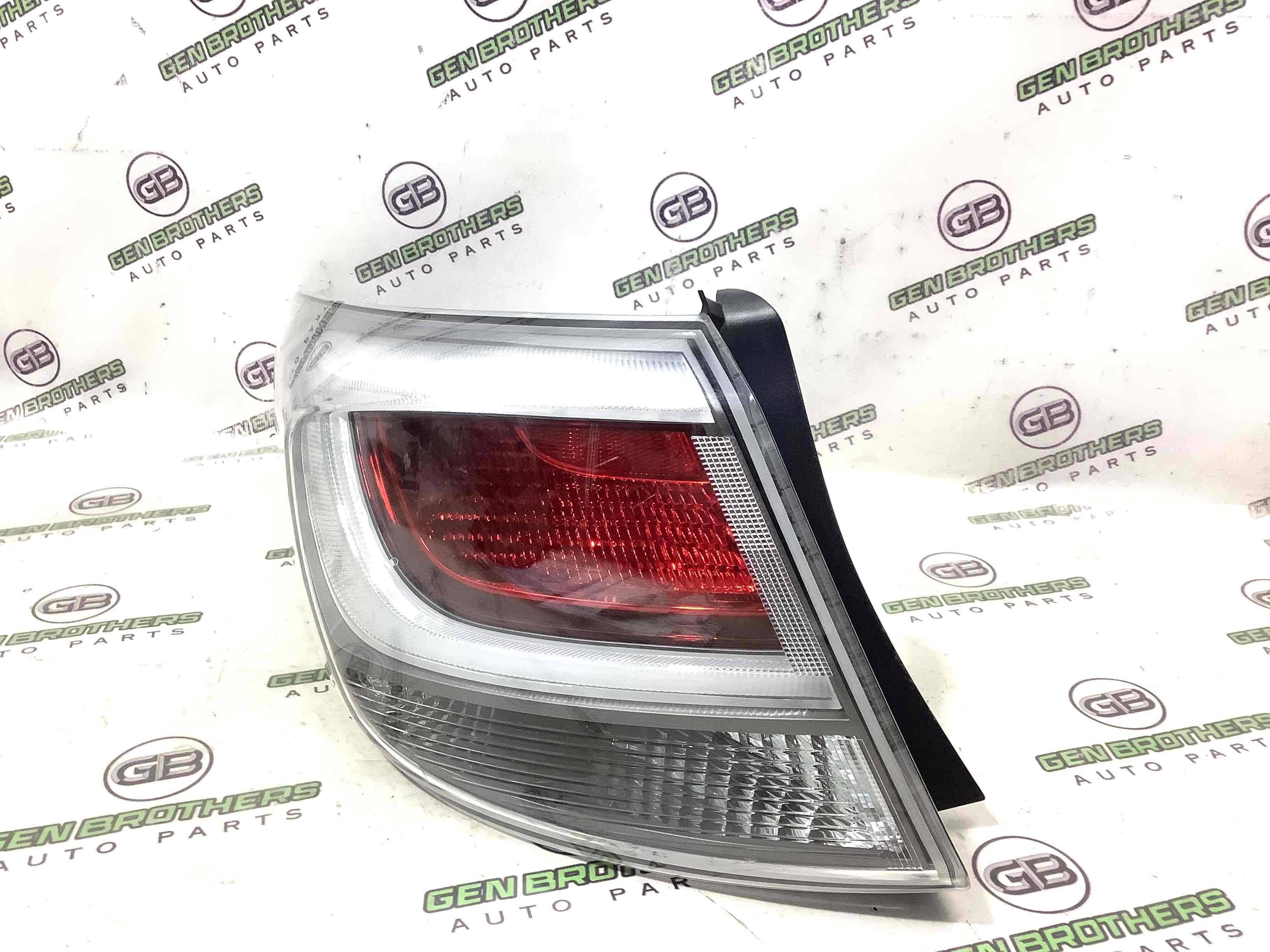 Ліхтар задній лівий