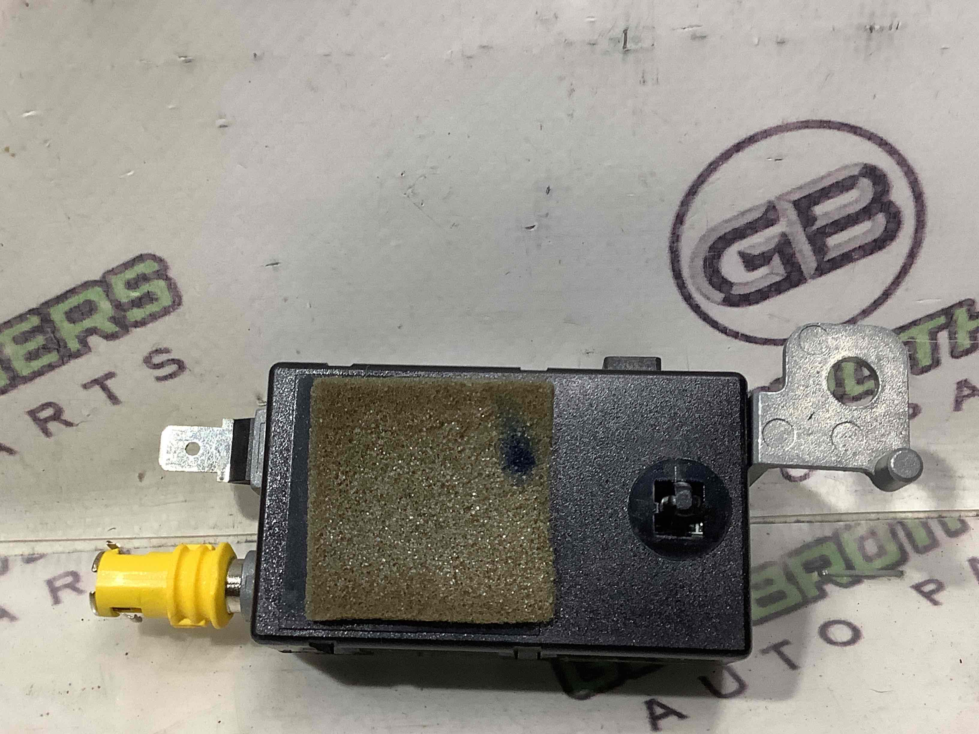 Антена, підсилювач антени