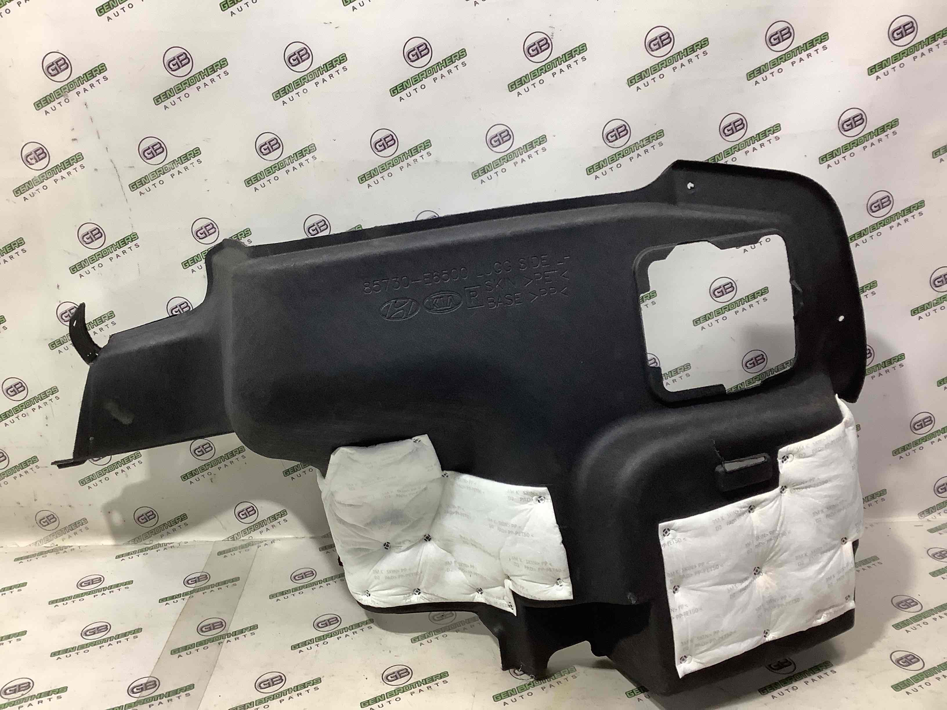 Елементи оздоблення багажника