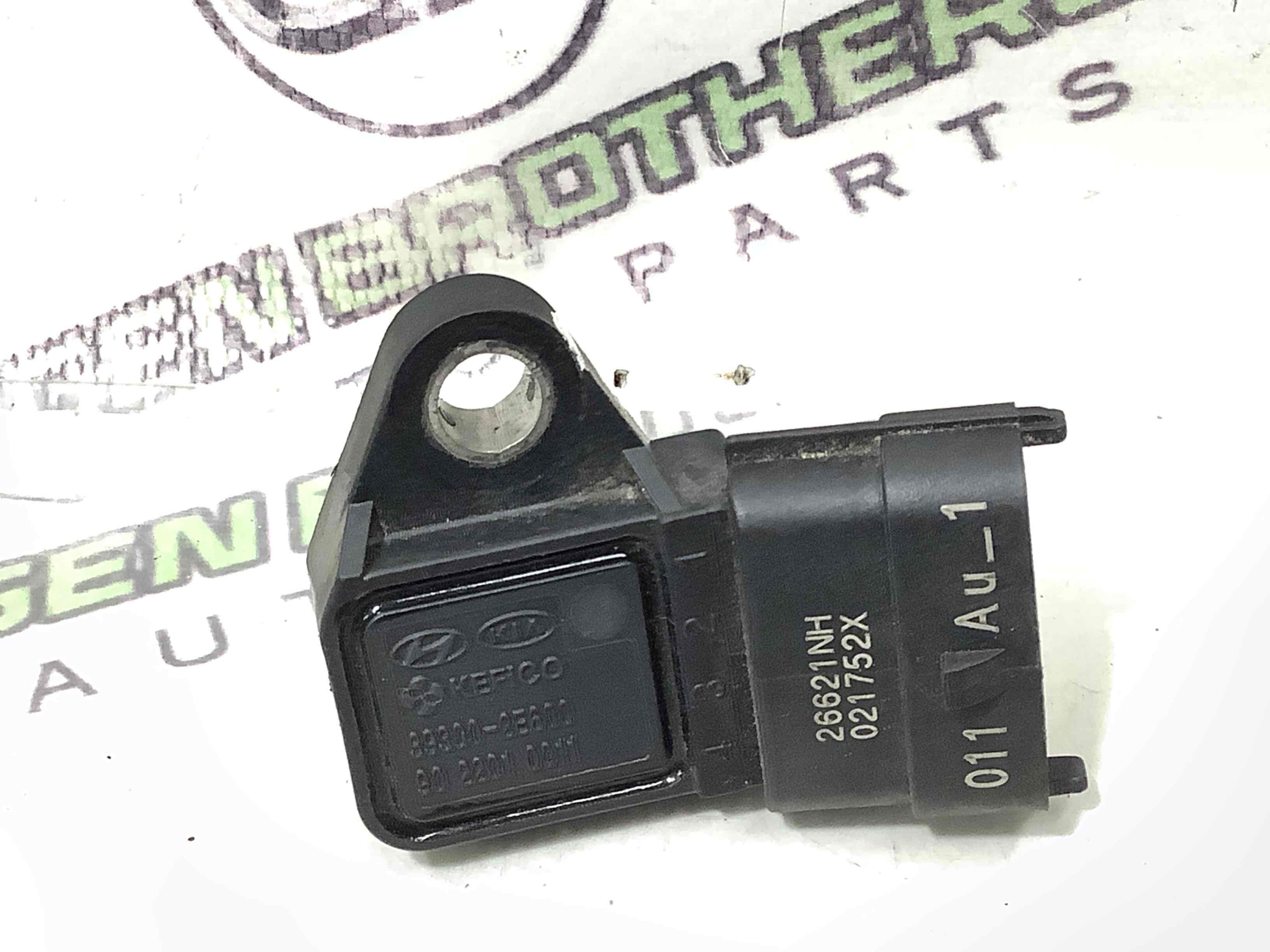 Датчик тиску у впускному колекторі