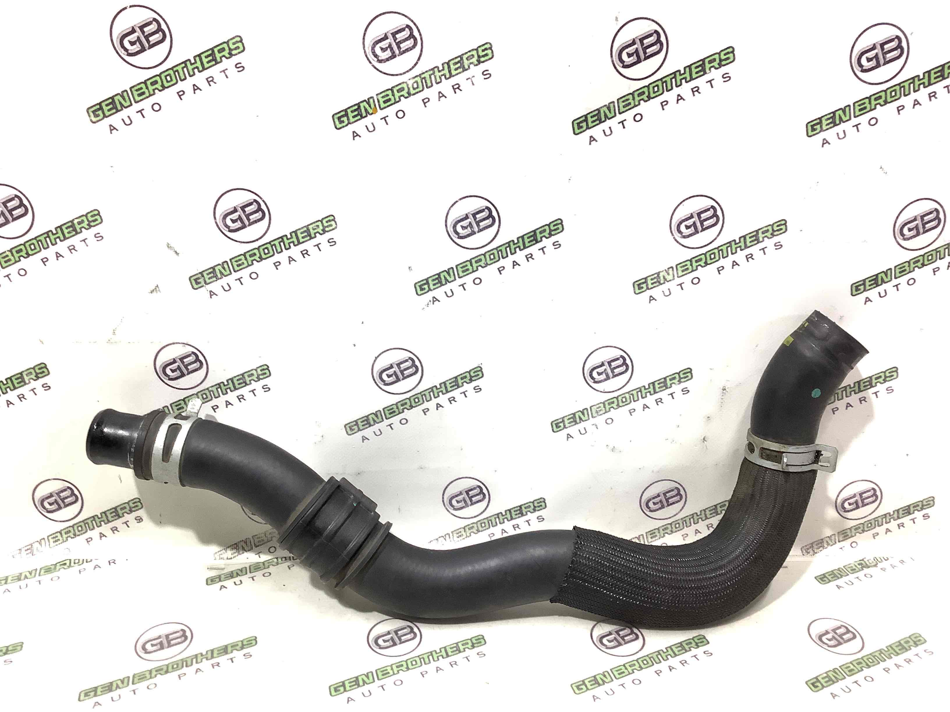 Патрубок радіаторів