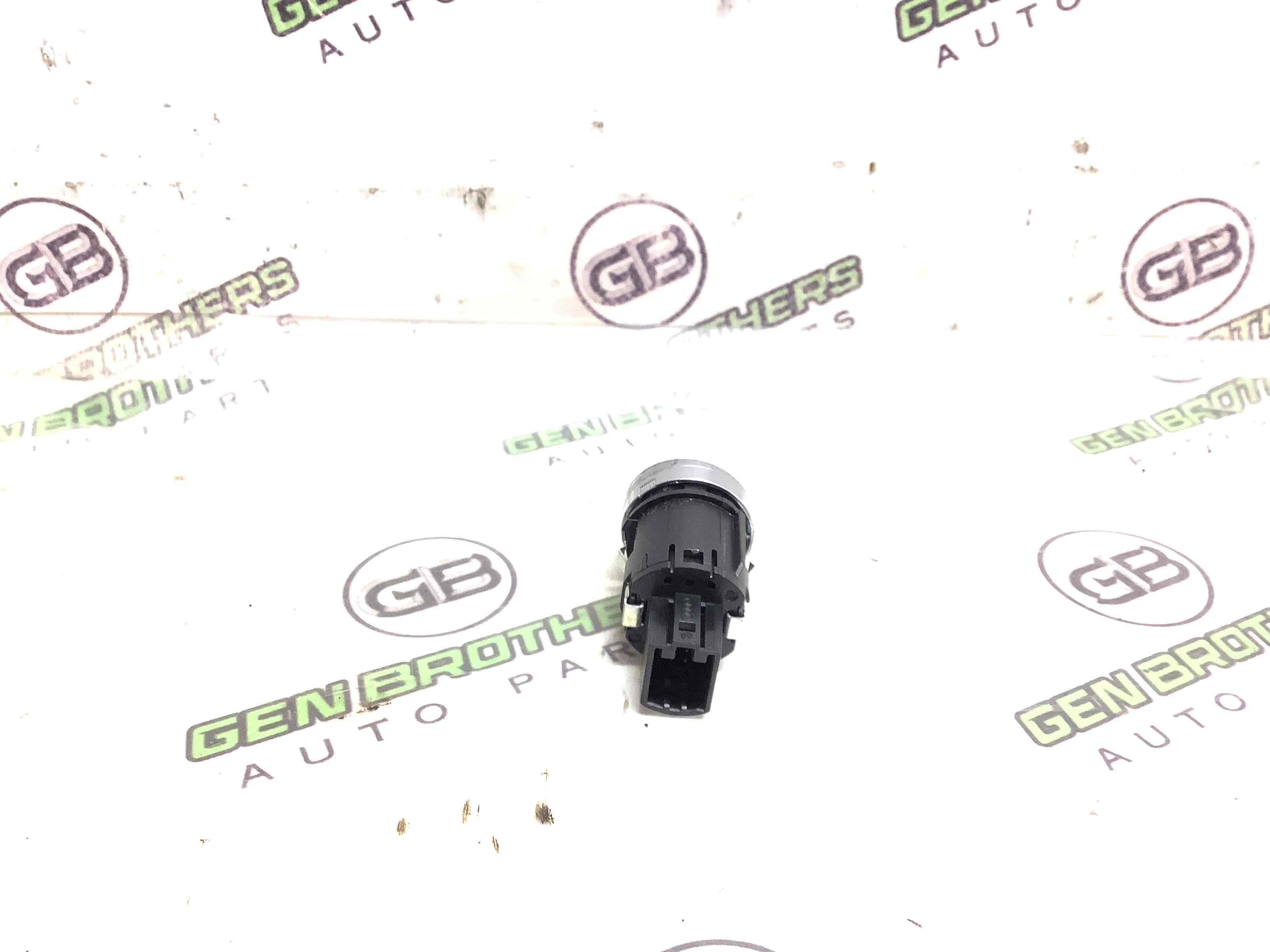 Кнопка запуску двигуна, корпус