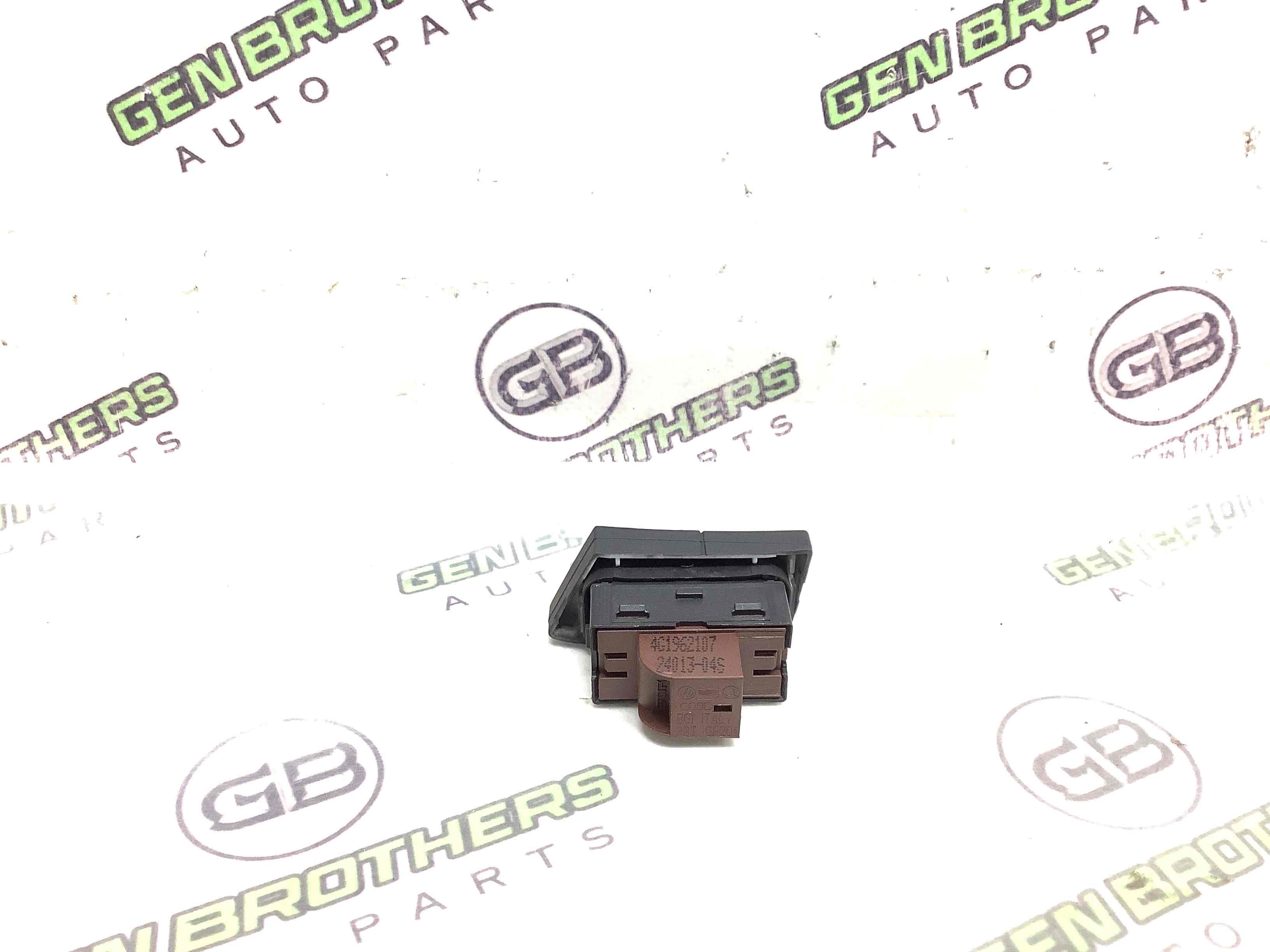 Кнопка центрального замку