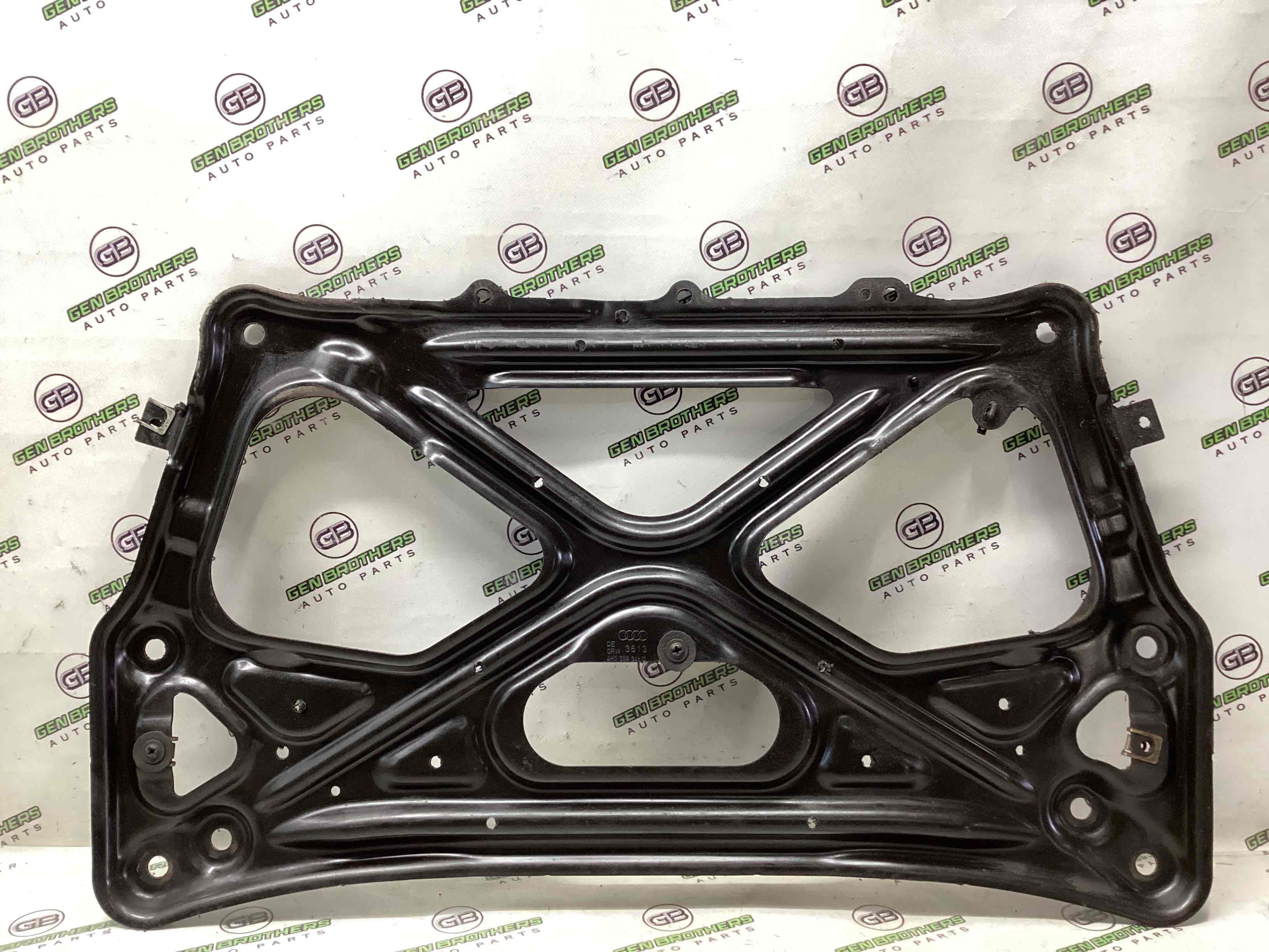 Кронштейн переднього підрамника