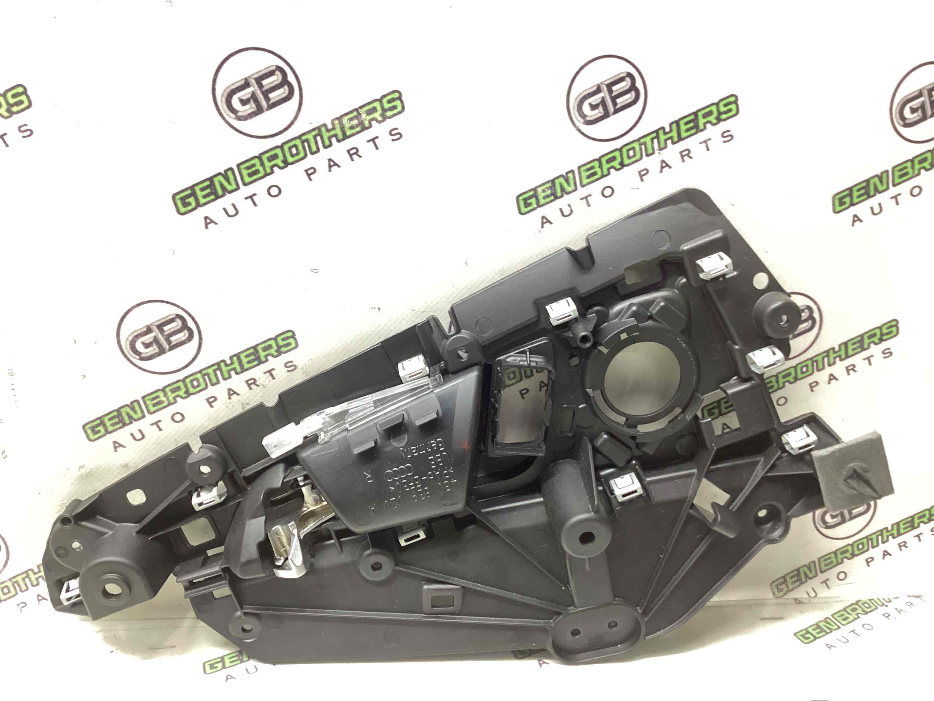 Ручка дверей салону внутрішня, поручень