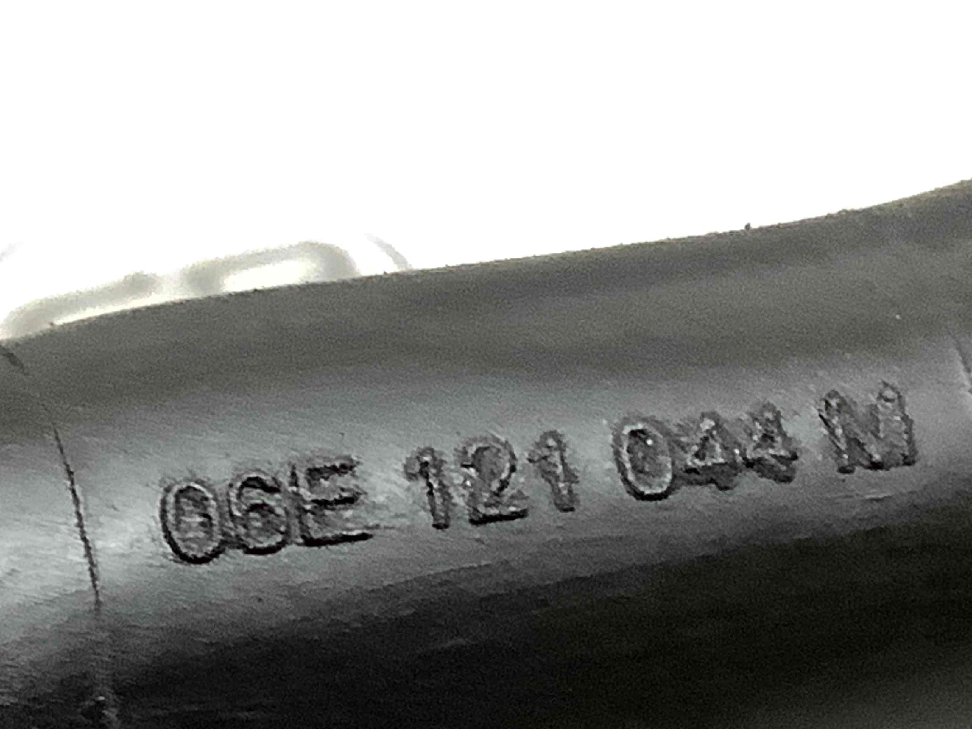 Патрубок трубопровід, шланг