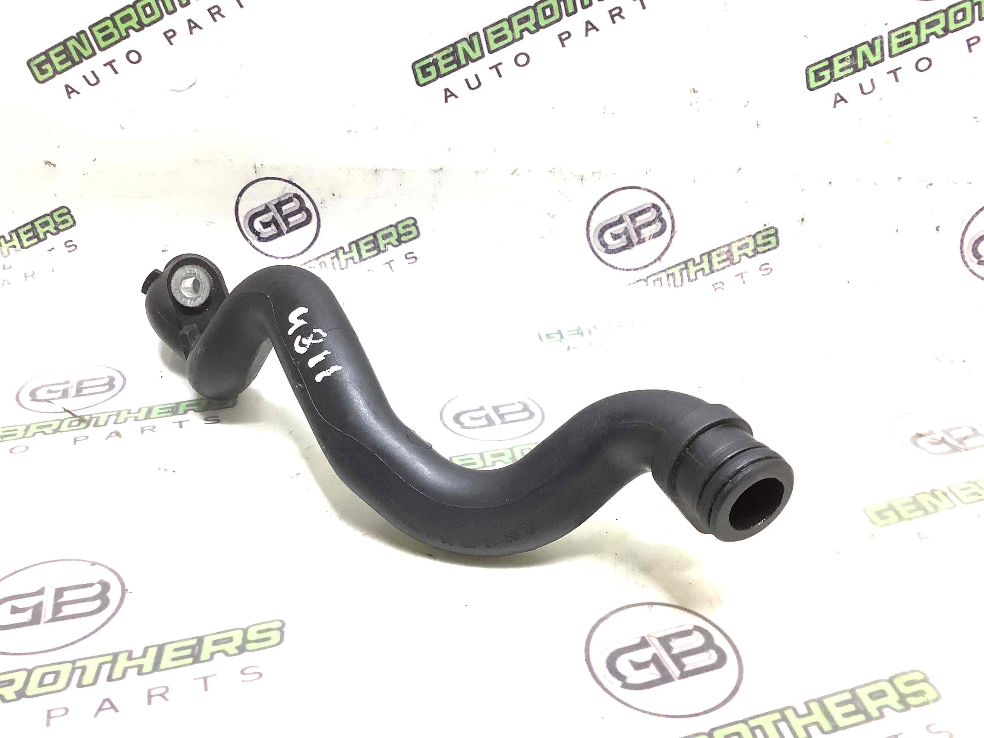 Патрубок трубопровід, шланг