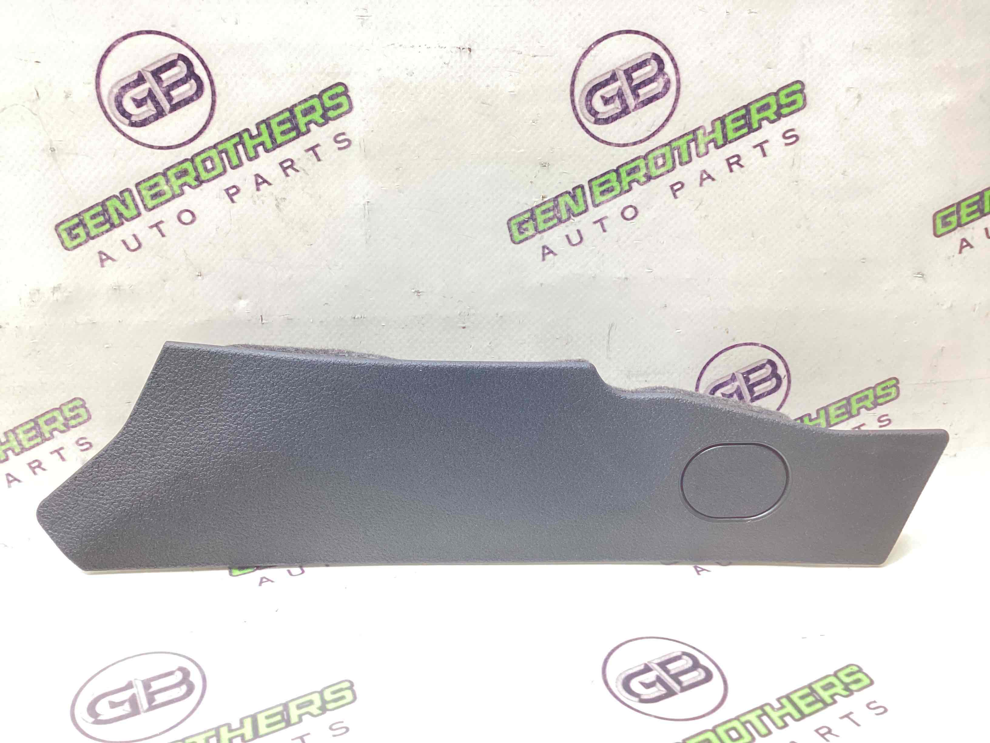 Оздоблення центральної консолі