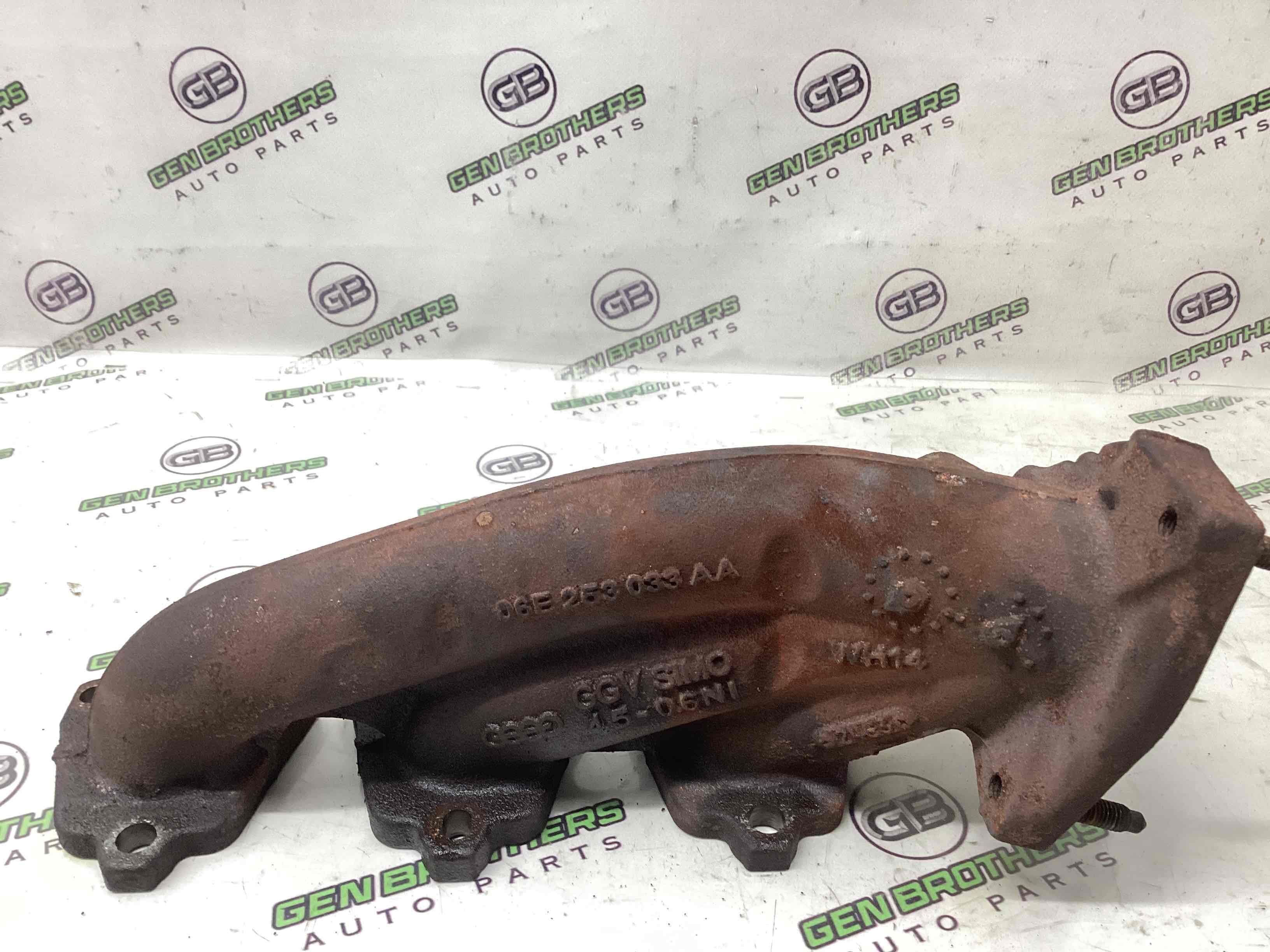 Колектор випускний