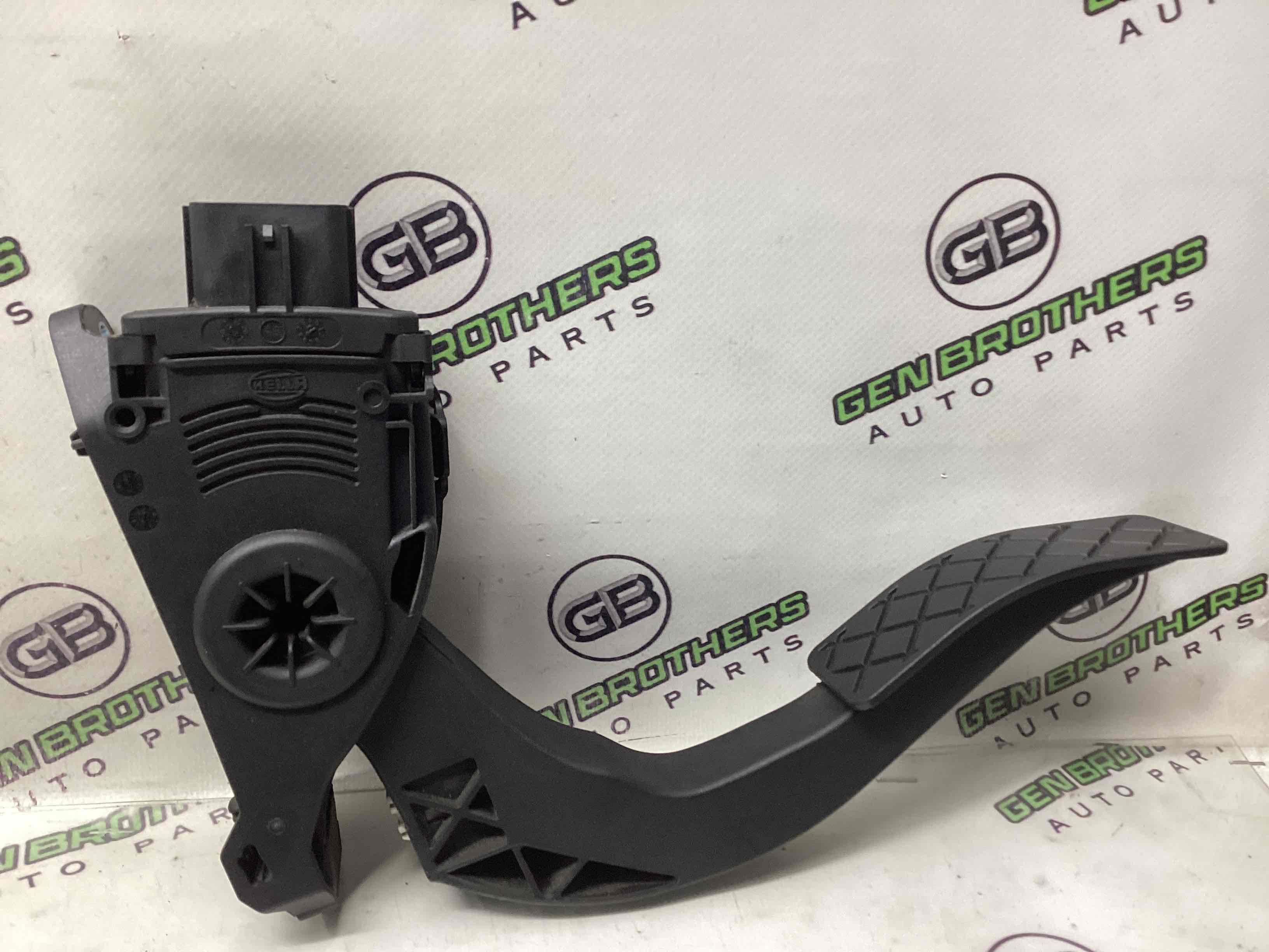 Педаль газу