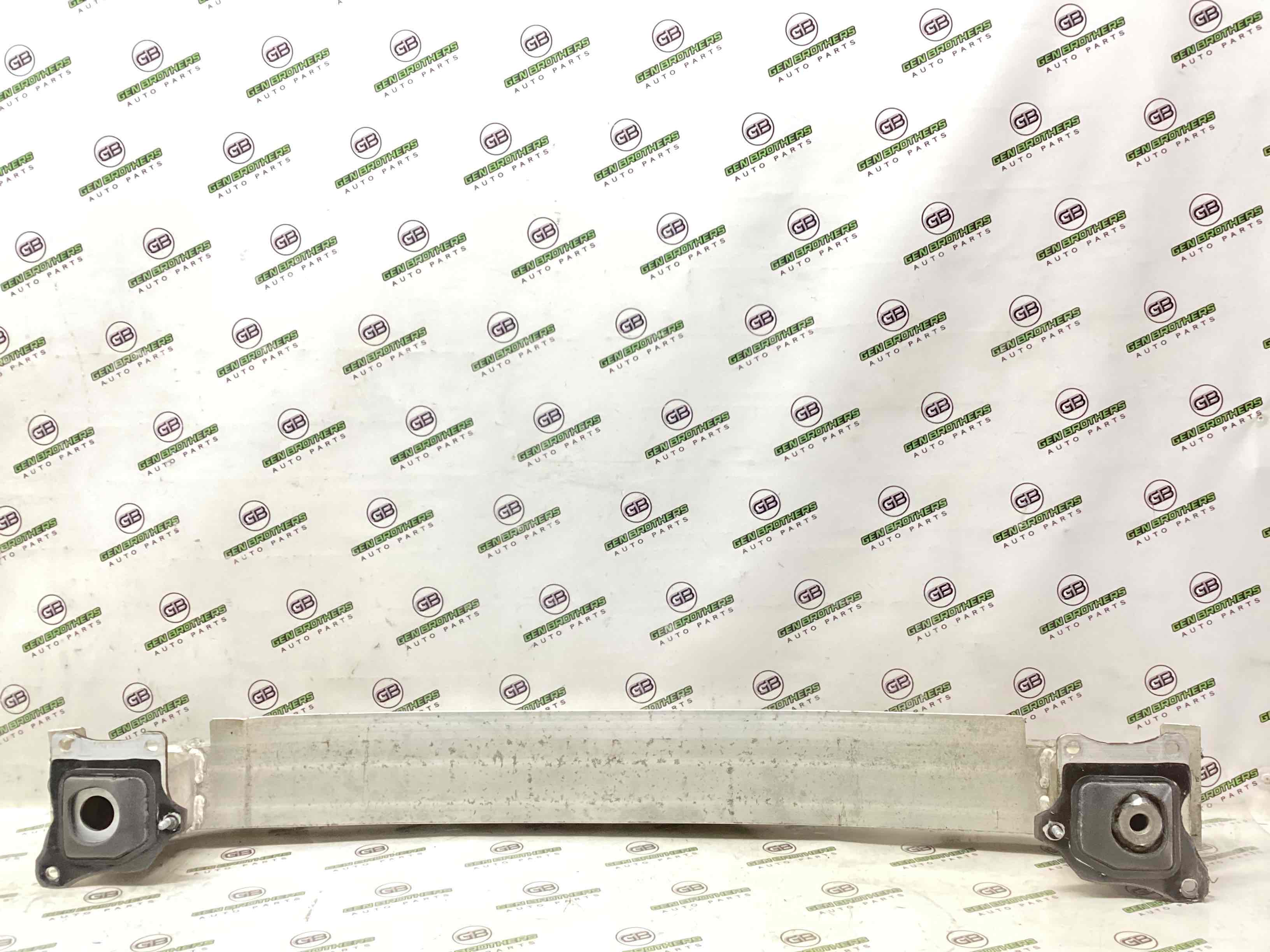 Підсилювач бампера заднього